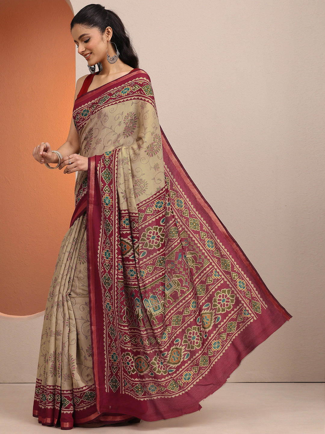  Beige Paisley Printed Silk Blend Saree With Unstitched Blouse Piece 