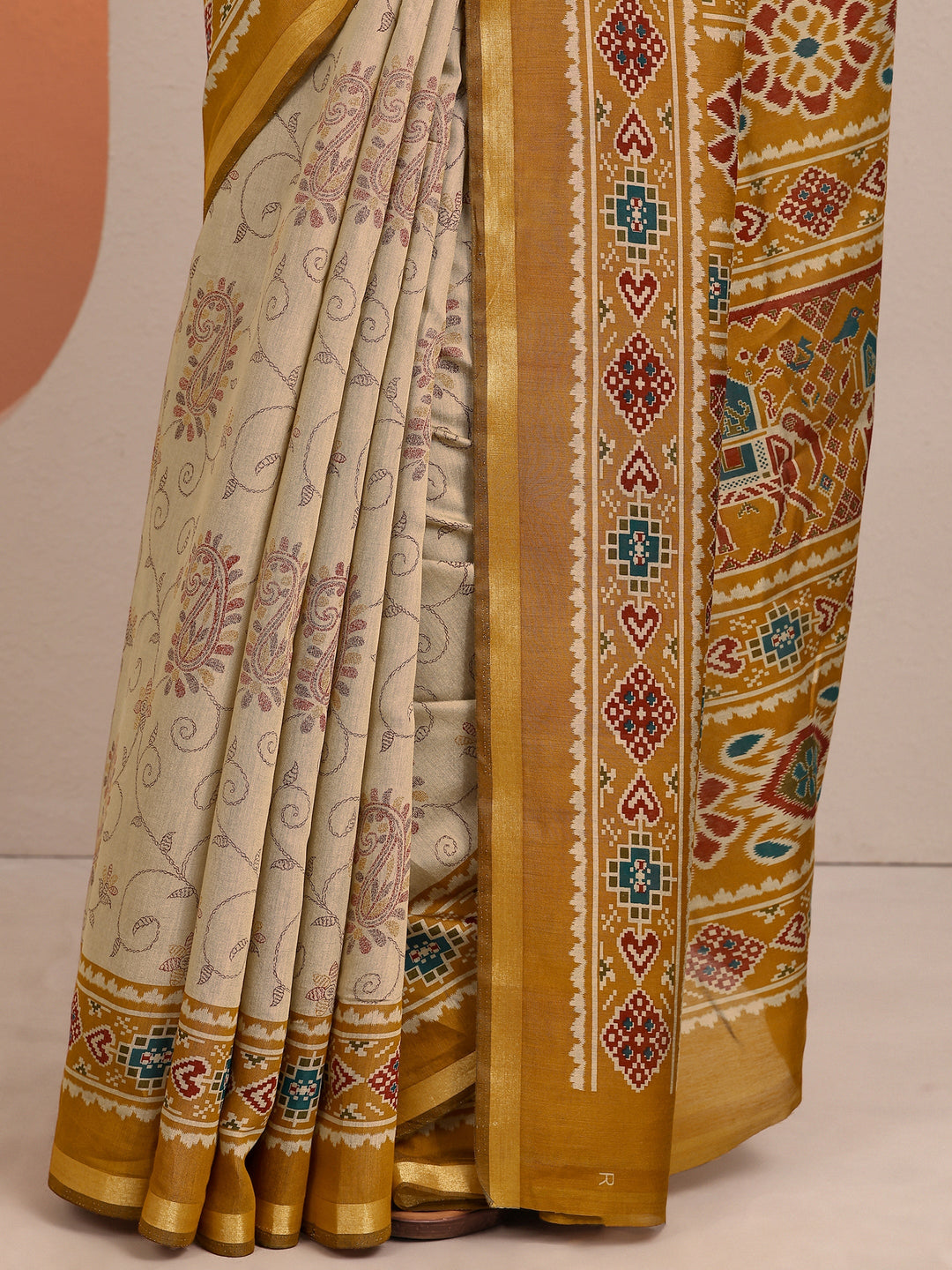  Beige Paisley Printed Silk Blend Saree With Unstitched Blouse Piece 
