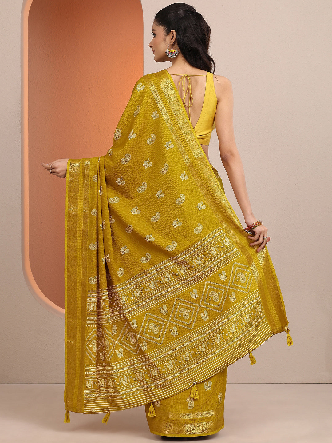  Mustard Paisley Printed Silk Blend Saree With Unstitched Blouse Piece 