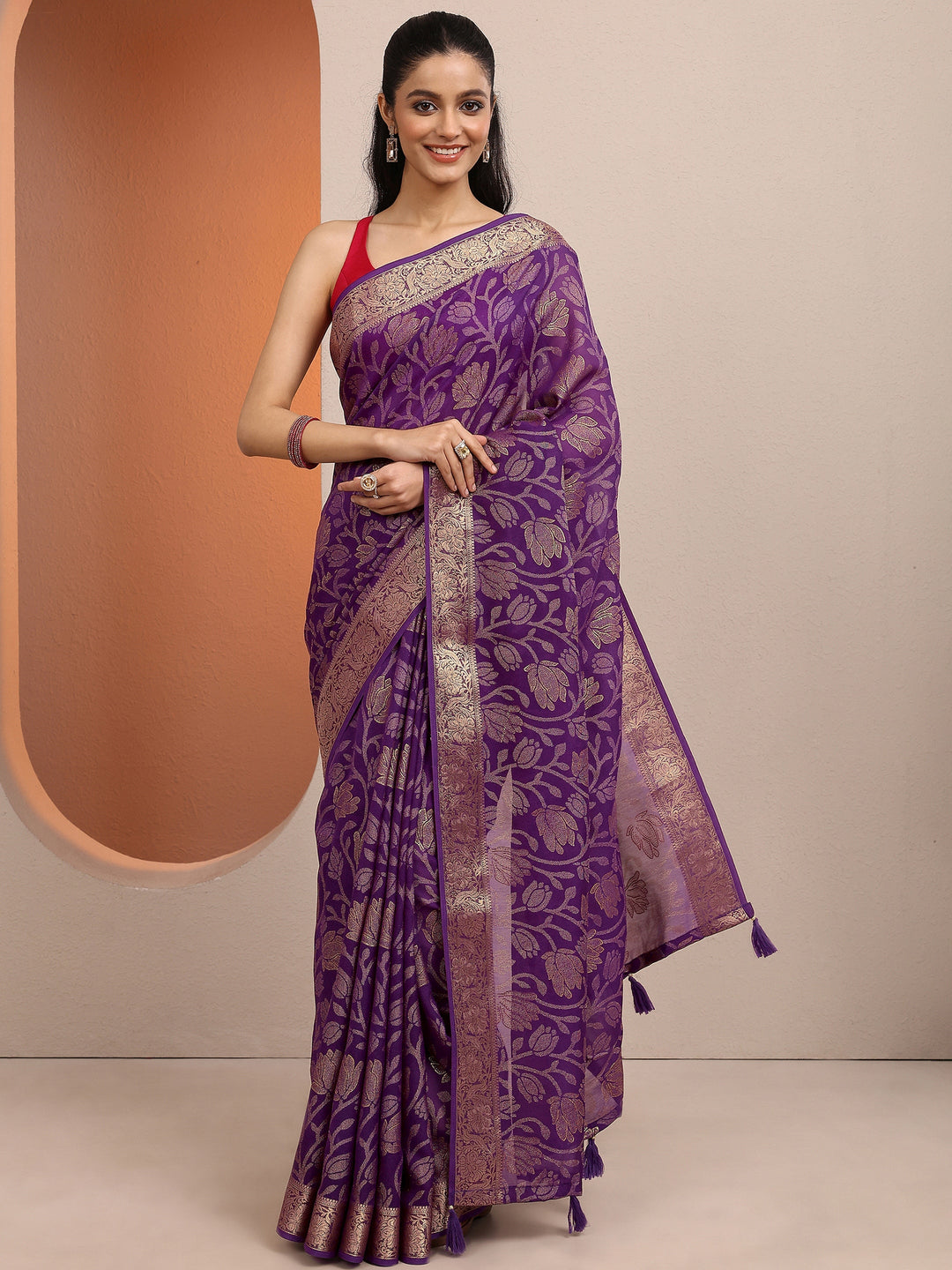 Purple Woven Design Banarsi Silk Blend Saree With Unstitched Blouse Piece