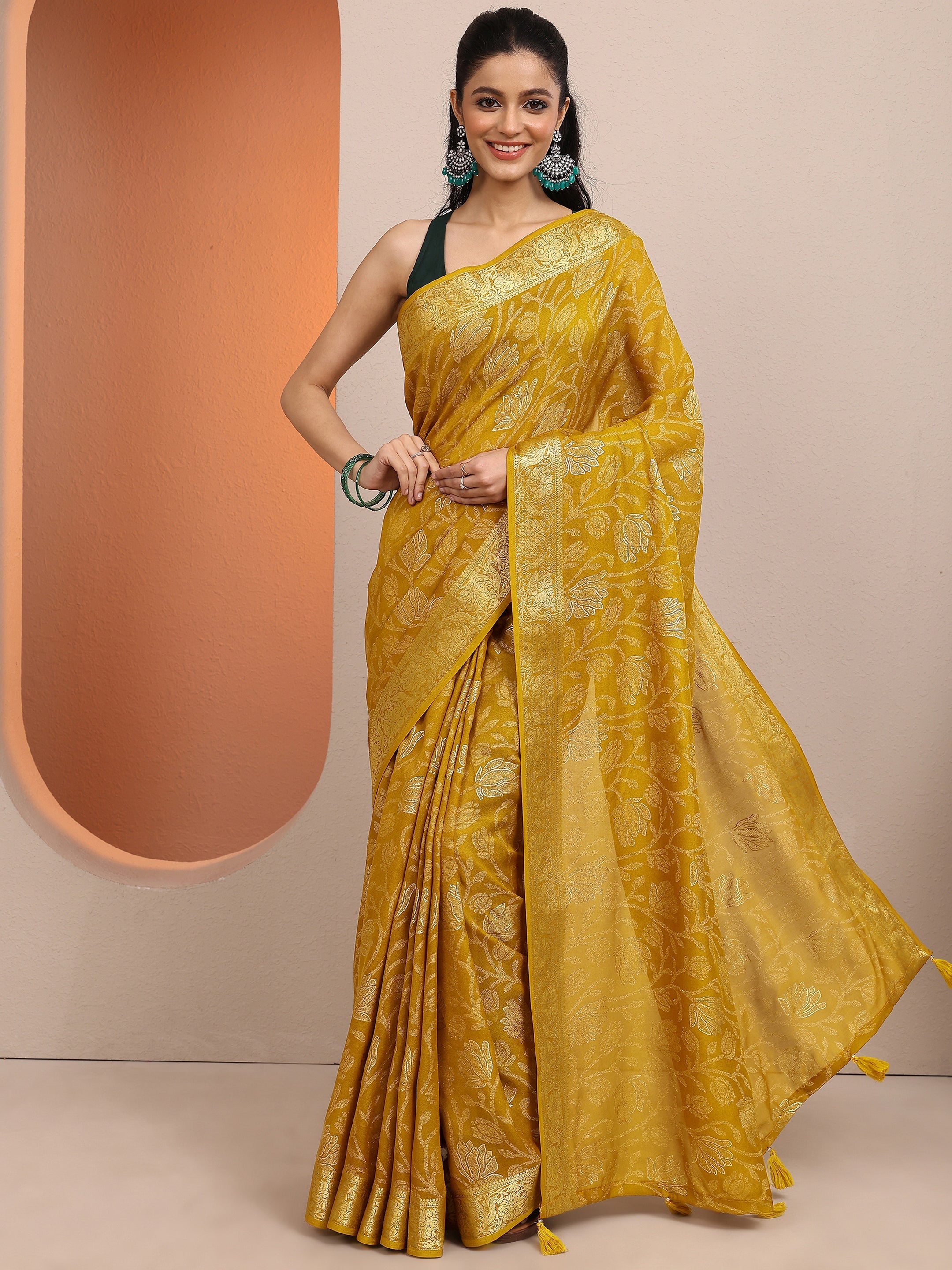 Mustard Woven Design Banarsi Silk Blend Saree With Unstitched Blouse Piece-image-35