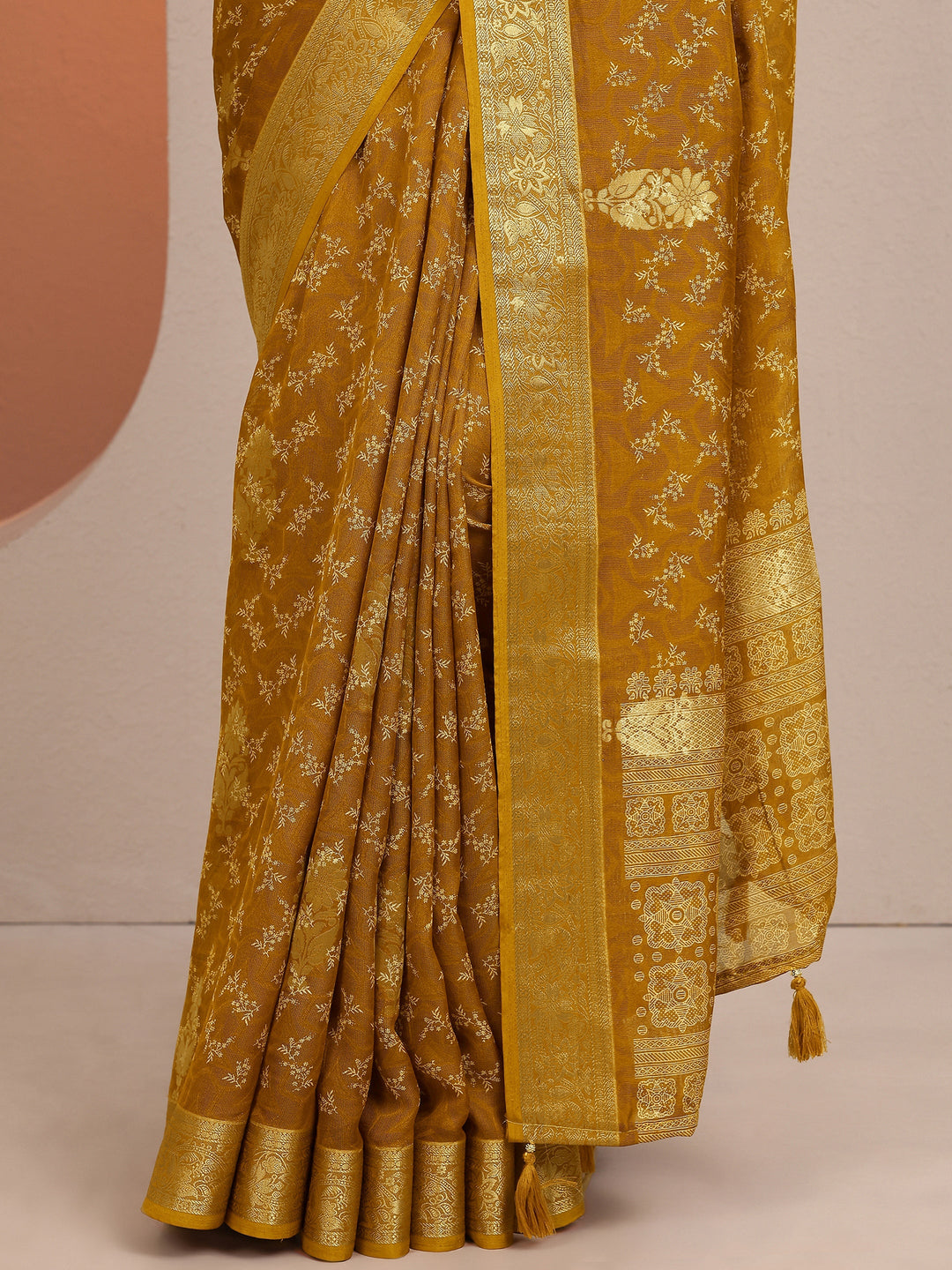  Mustard Printed Silk Blend Saree With Unstitched Blouse Piece 