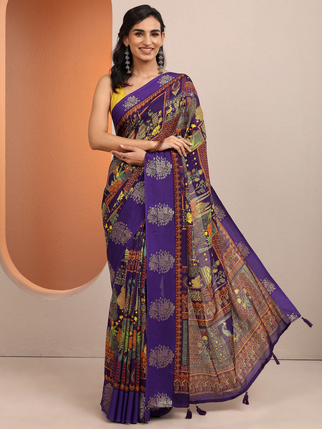 Purple Printed Silk Blend Saree With Unstitched Blouse Piece