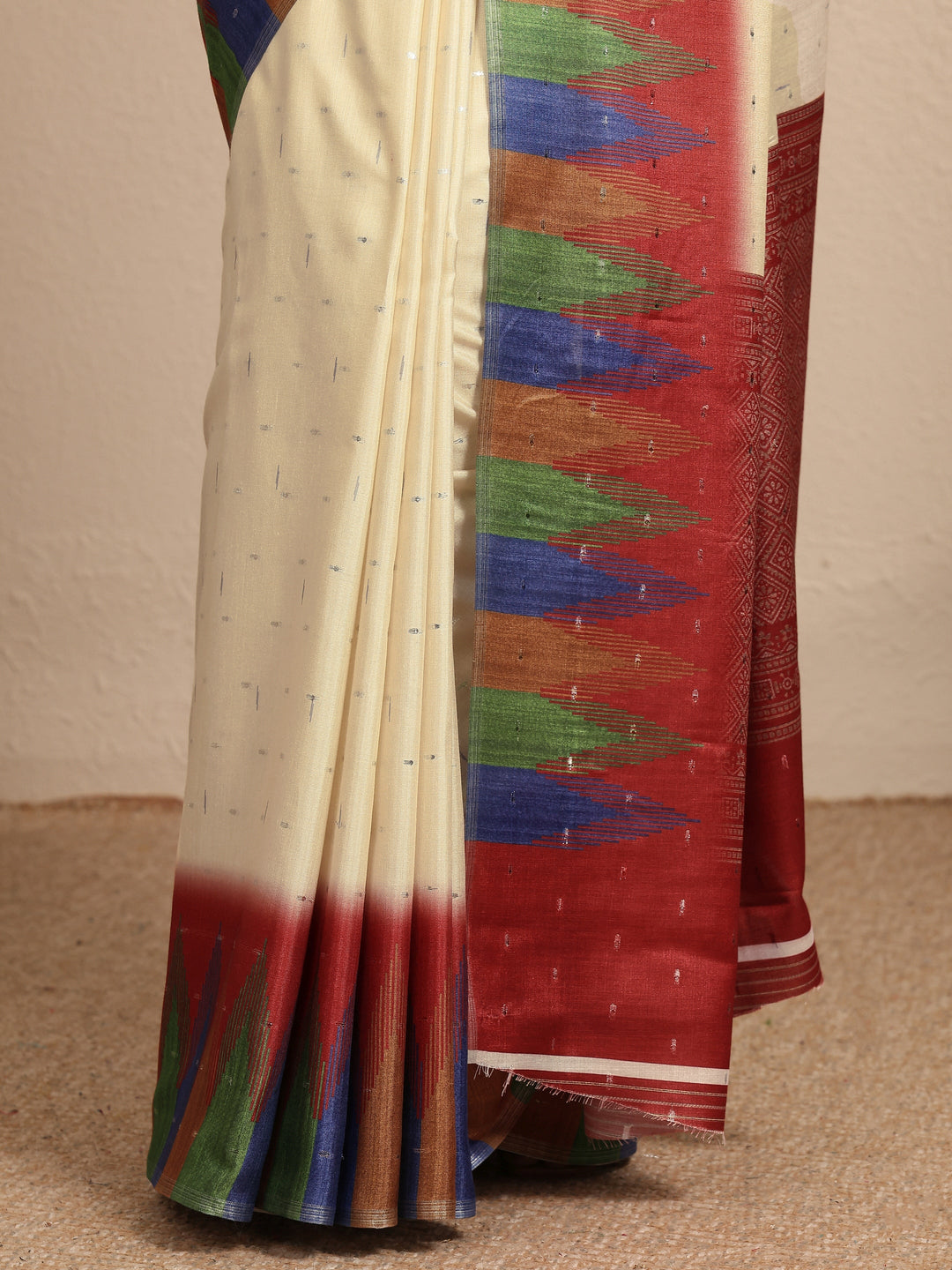  Cream Ikat Woven Design Silk Blend Saree With Unstitched Blouse Piece 