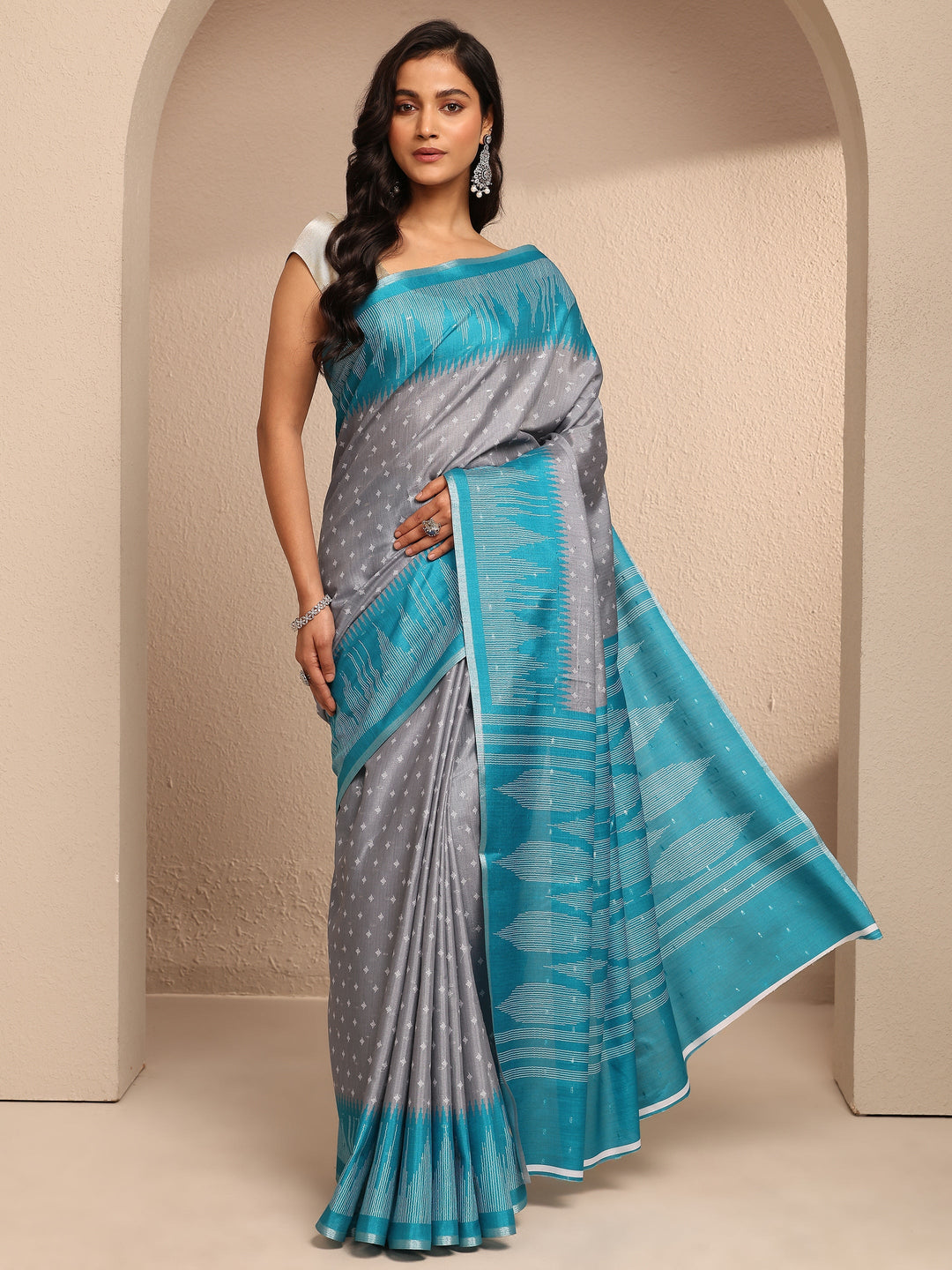  Grey Ikat Woven Design Silk Blend Saree With Unstitched Blouse Piece 