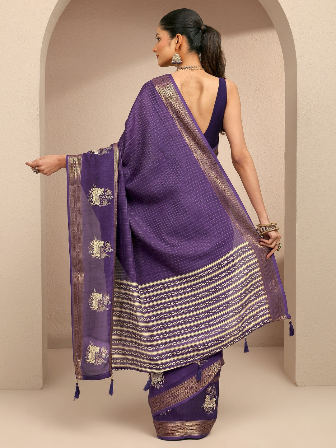  Purple Printed Silk Blend Saree With Unstitched Blouse Piece 