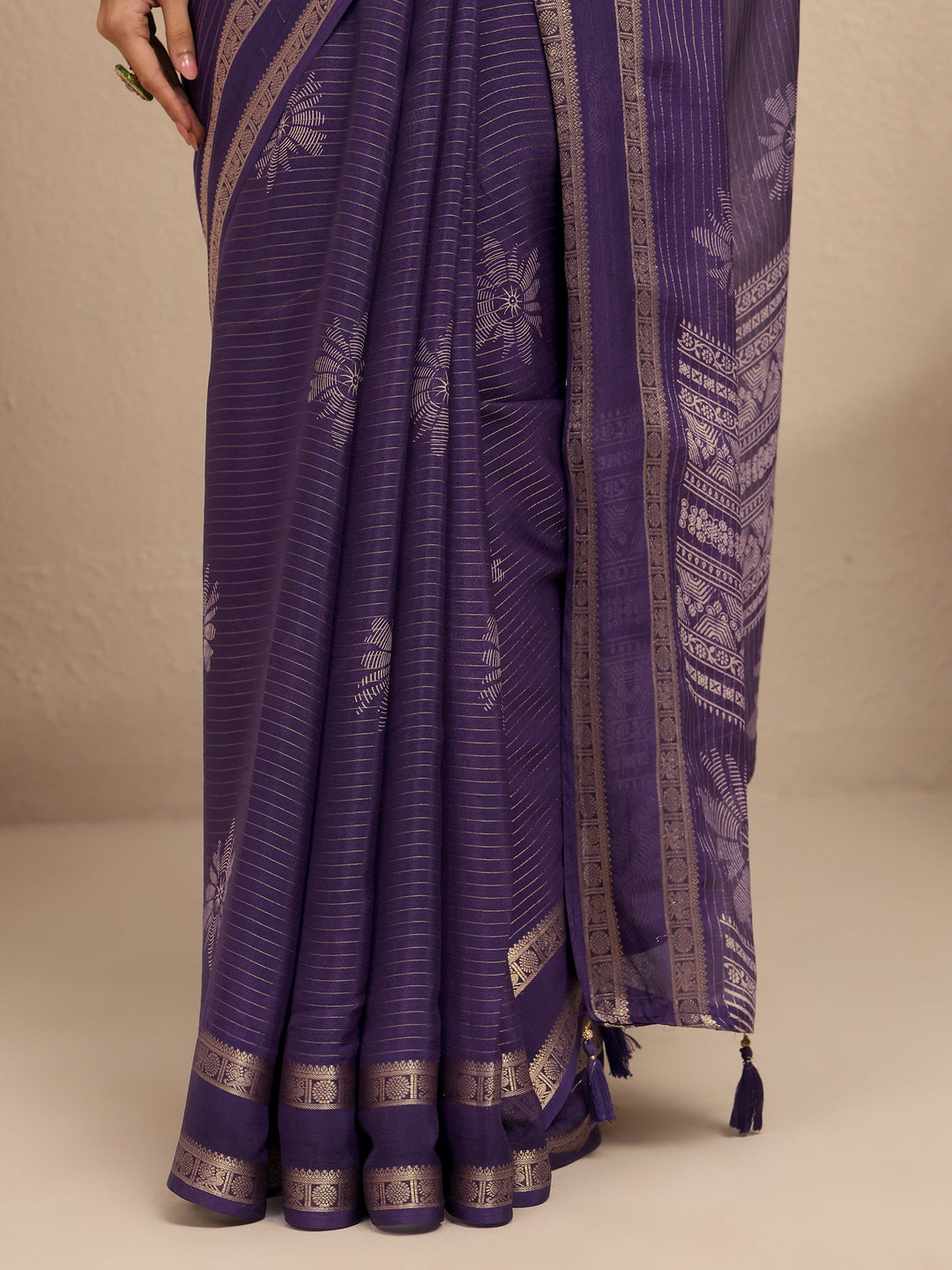  Purple Printed Silk Blend Saree With Unstitched Blouse Piece 