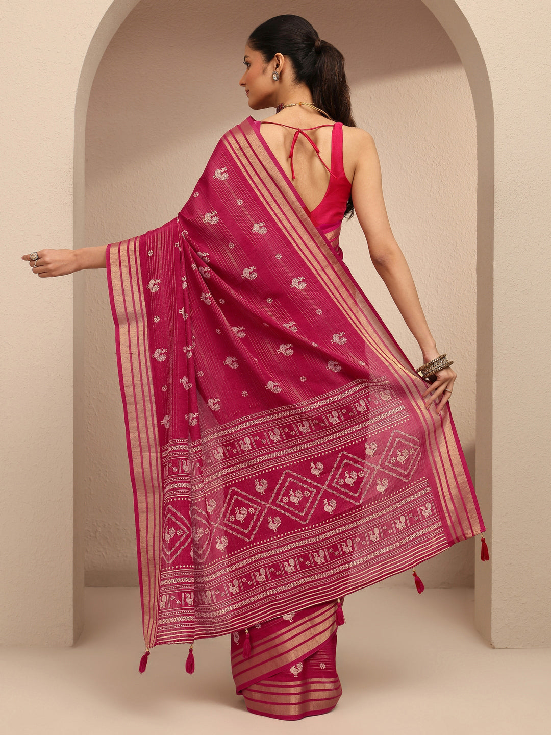  Red Printed Silk Blend Saree With Unstitched Blouse Piece 