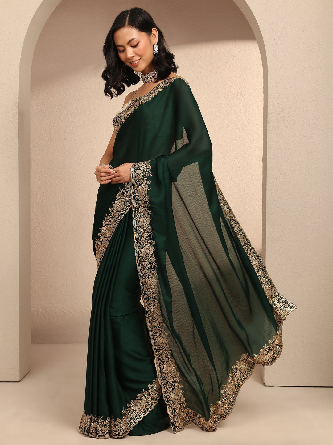  Green Embroidered Silk Blend Saree With Unstitched Blouse Piece 