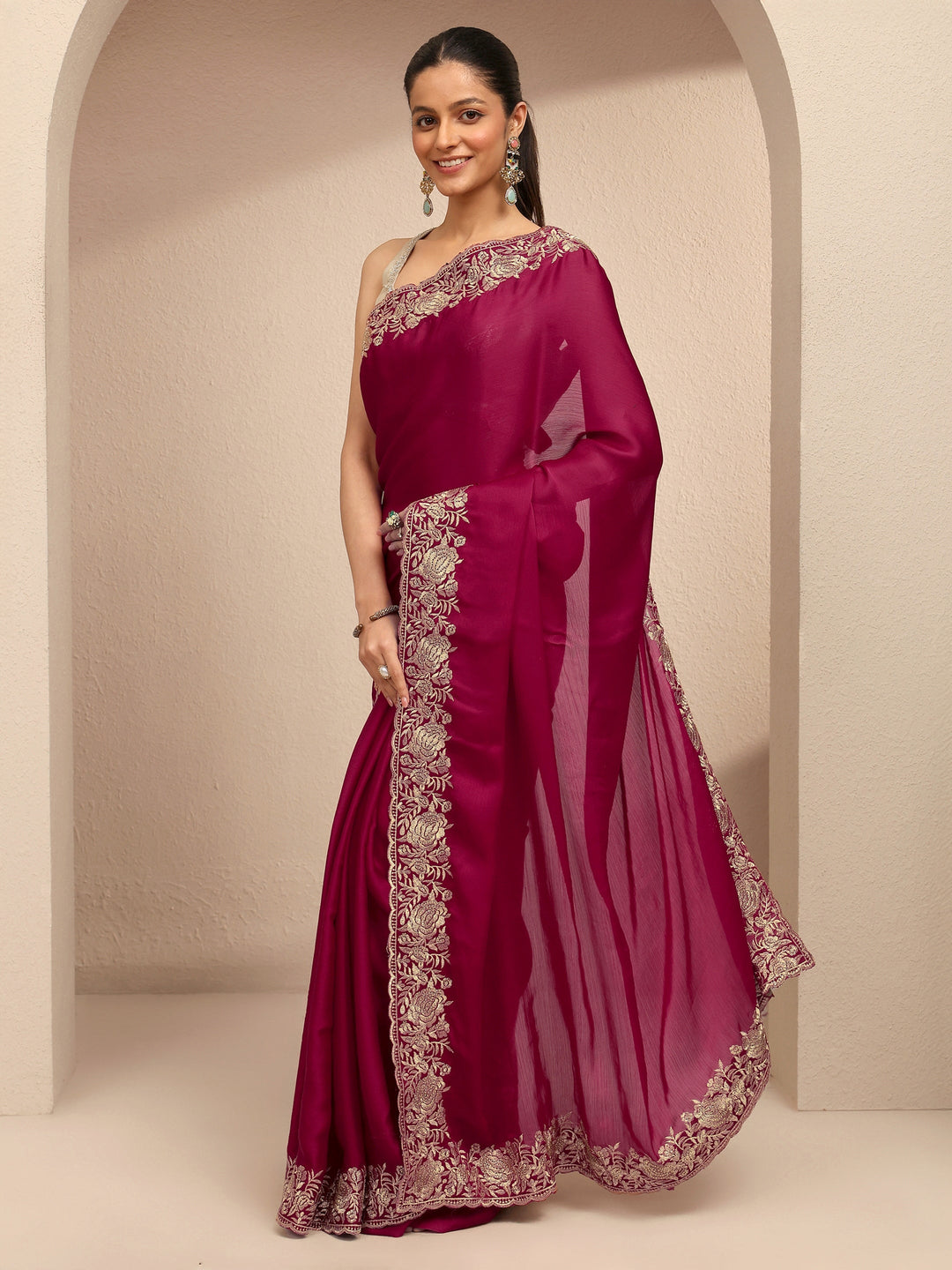  Pink Embroidered Silk Blend Saree With Unstitched Blouse Piece 