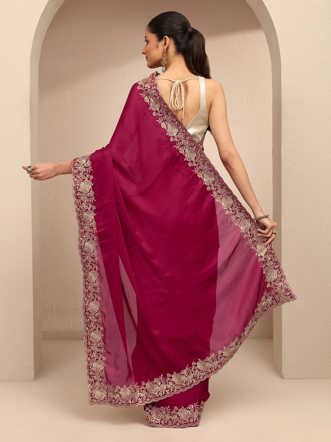  Pink Embroidered Silk Blend Saree With Unstitched Blouse Piece 