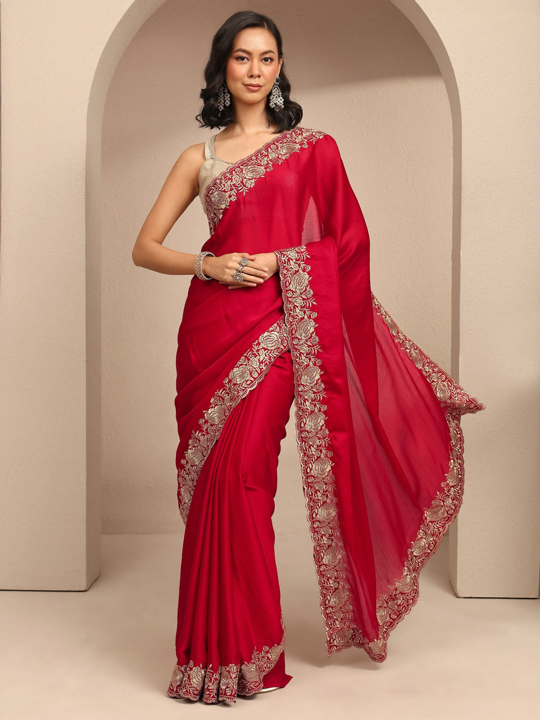  Red Embroidered Silk Blend Saree With Unstitched Blouse Piece 