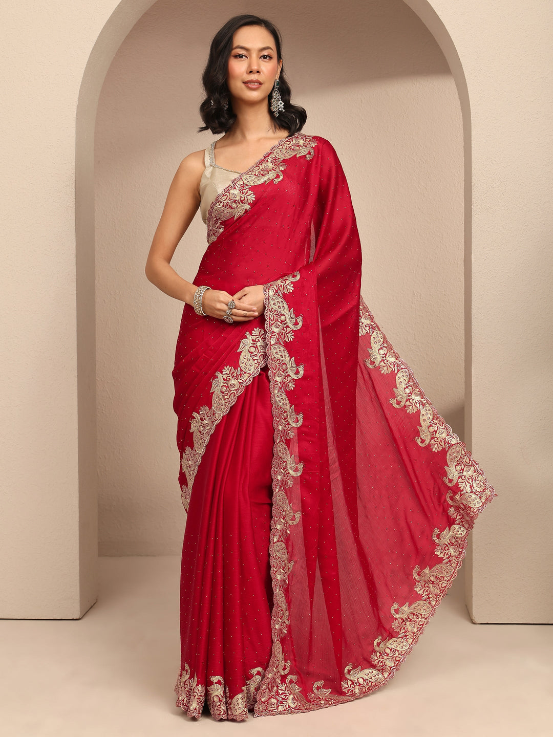  Red Embellished Silk Blend Saree With Unstitched Blouse Piece 