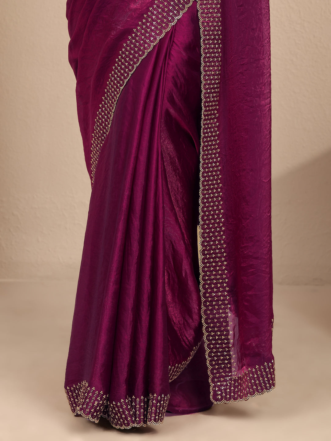  Burgundy Solid Silk Blend Saree With Unstitched Blouse Piece 