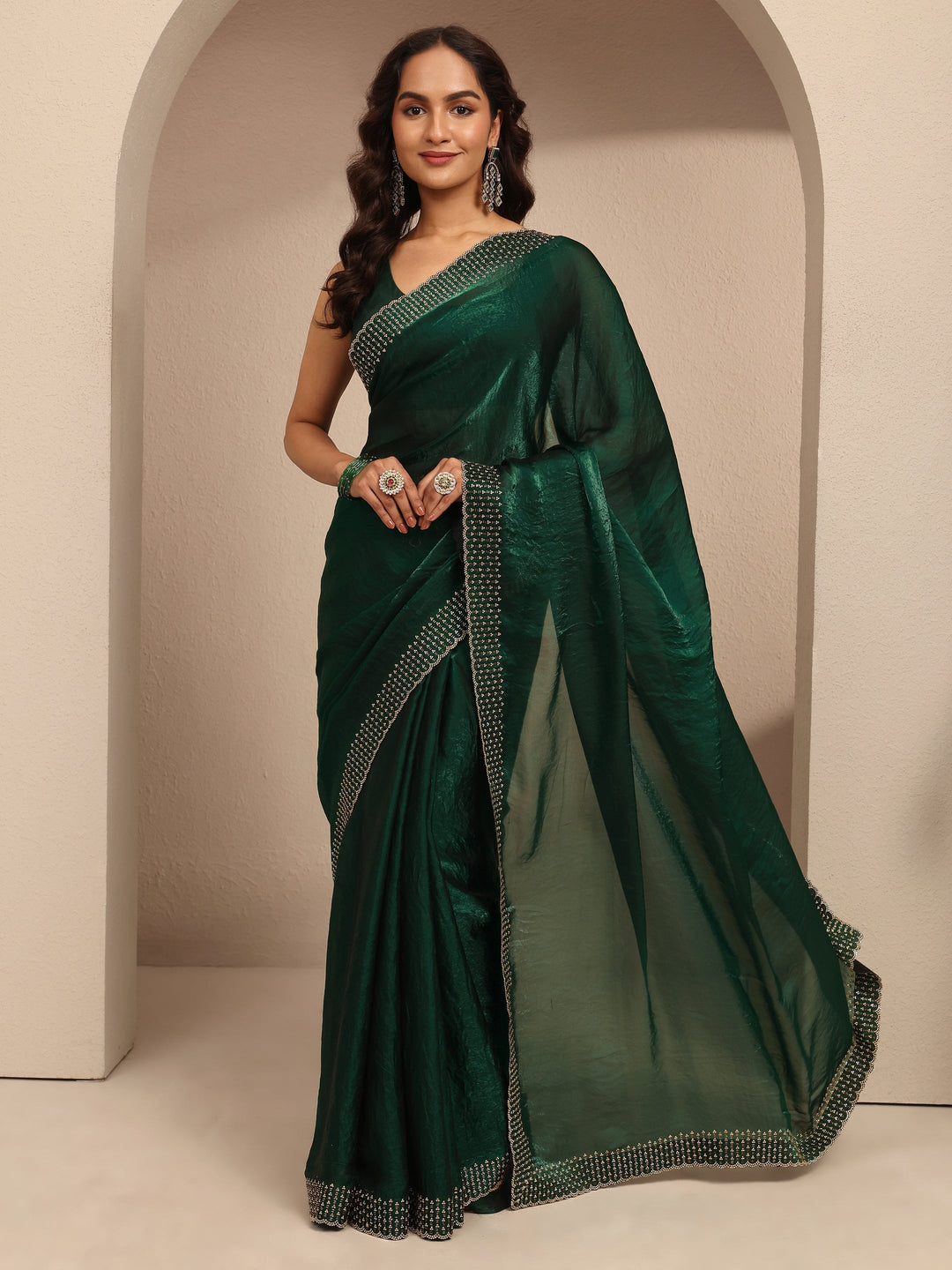  Green Solid Silk Blend Saree With Unstitched Blouse Piece 