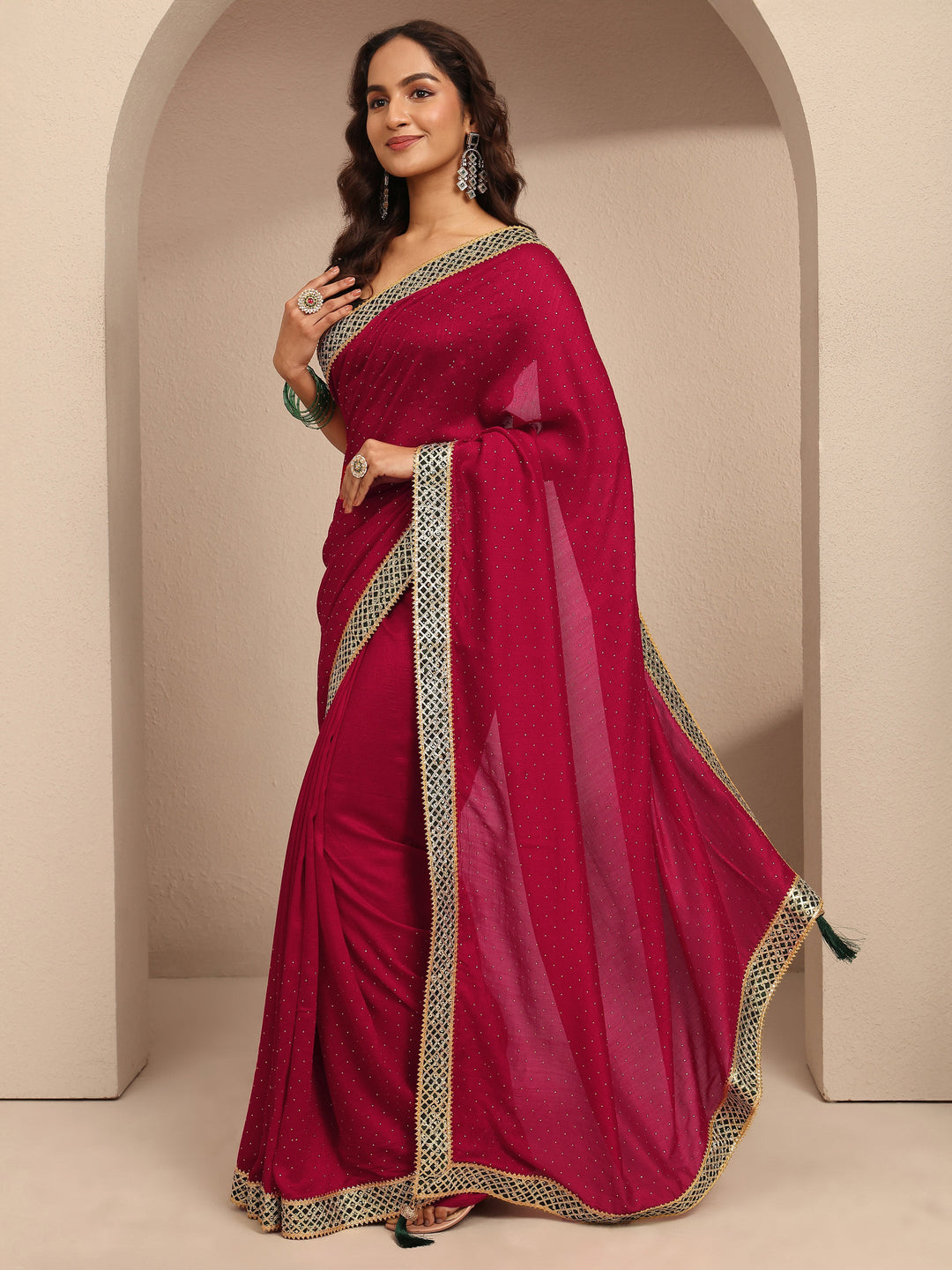  Red Embellished Silk Blend Saree With Unstitched Blouse Piece 