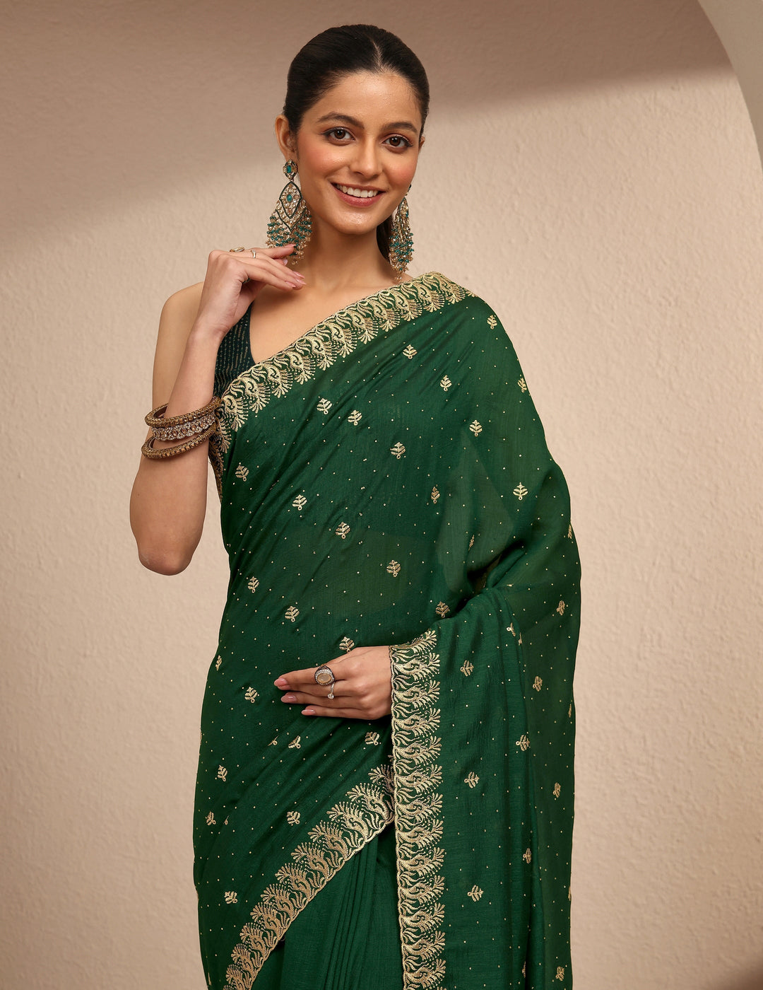  Green Embroidered Silk Blend Saree With Unstitched Blouse Piece 