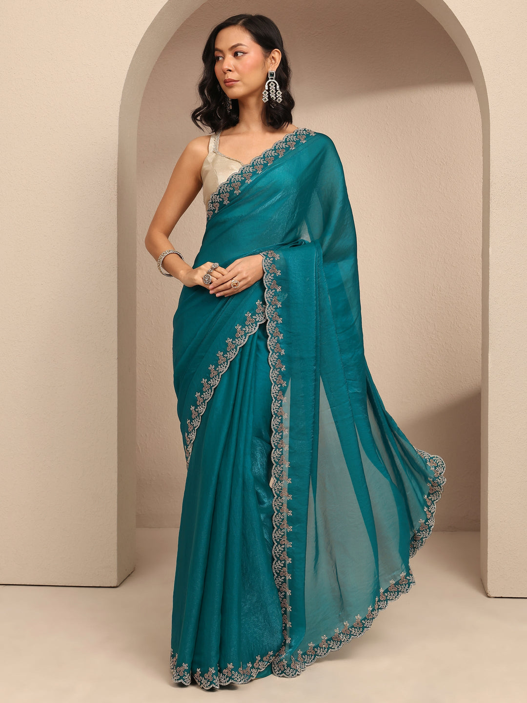  Blue Solid Silk Blend Saree With Unstitched Blouse Piece 