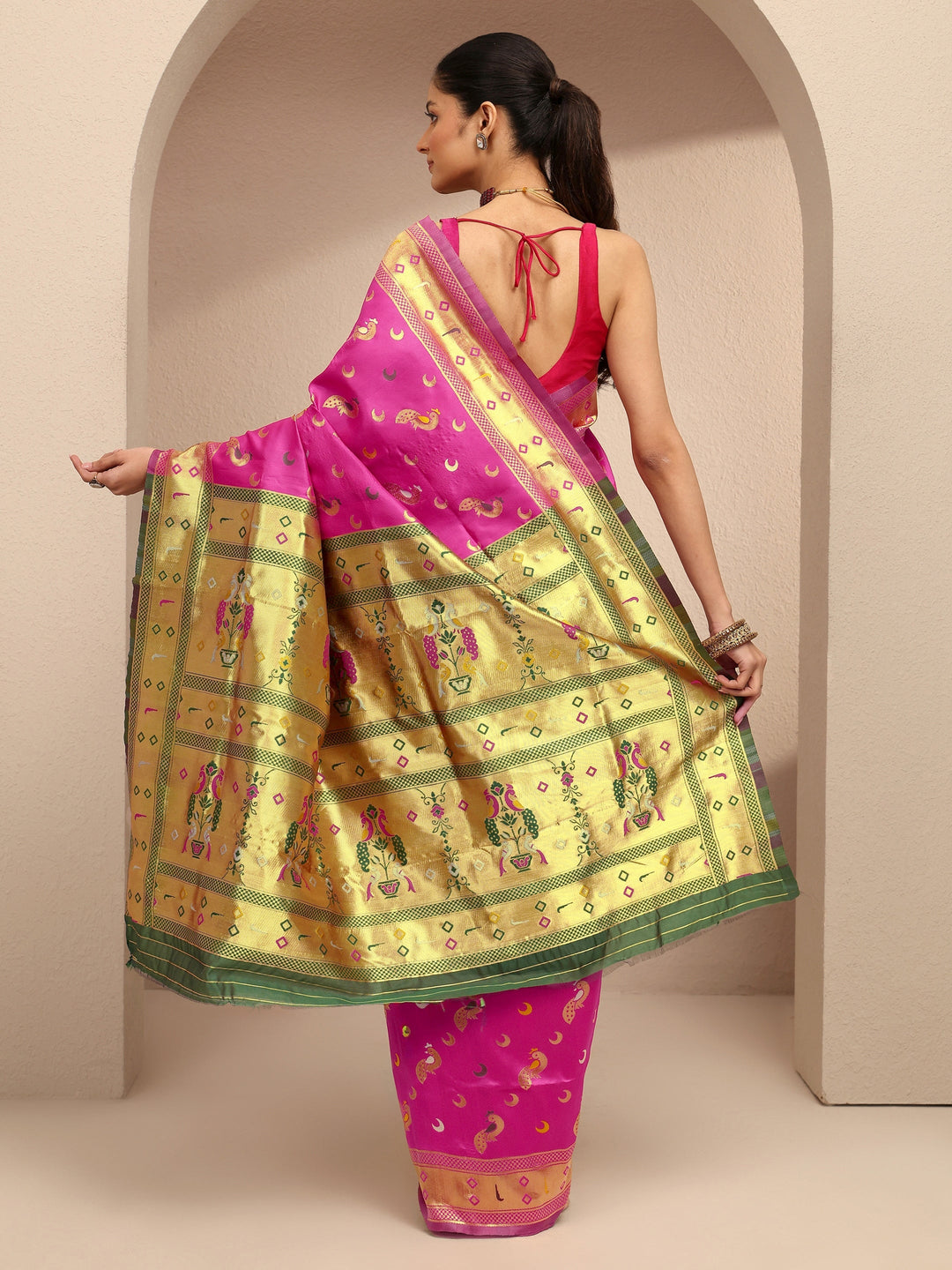  Pink Woven Design Silk Blend Banarasi Saree With Unstitched Blouse Piece 