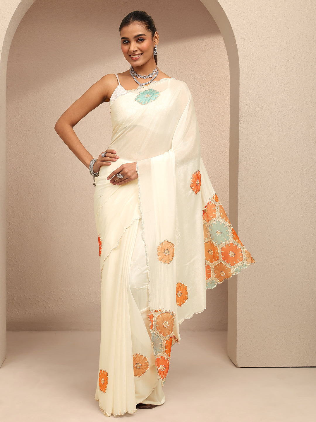  White Geometric Embellished Silk Blend Saree With Unstitched Blouse Piece 