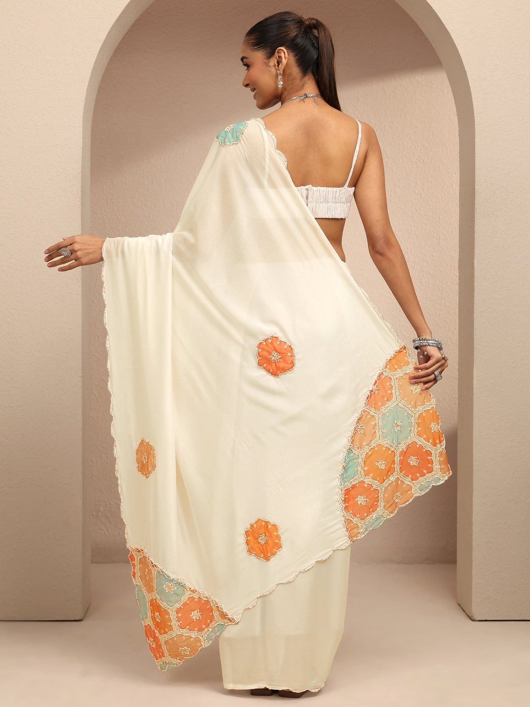  White Geometric Embellished Silk Blend Saree With Unstitched Blouse Piece 