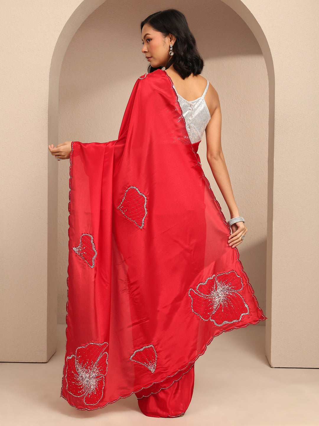  Red Embellished Silk Blend Saree With Unstitched Blouse Piece 