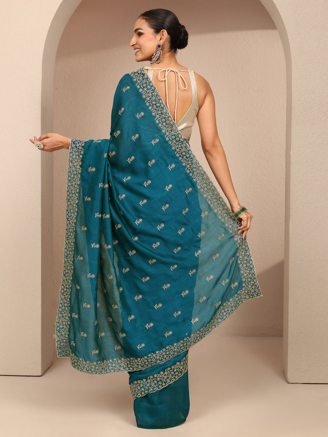  Teal Embellished Silk Blend Saree With Unstitched Blouse Piece 