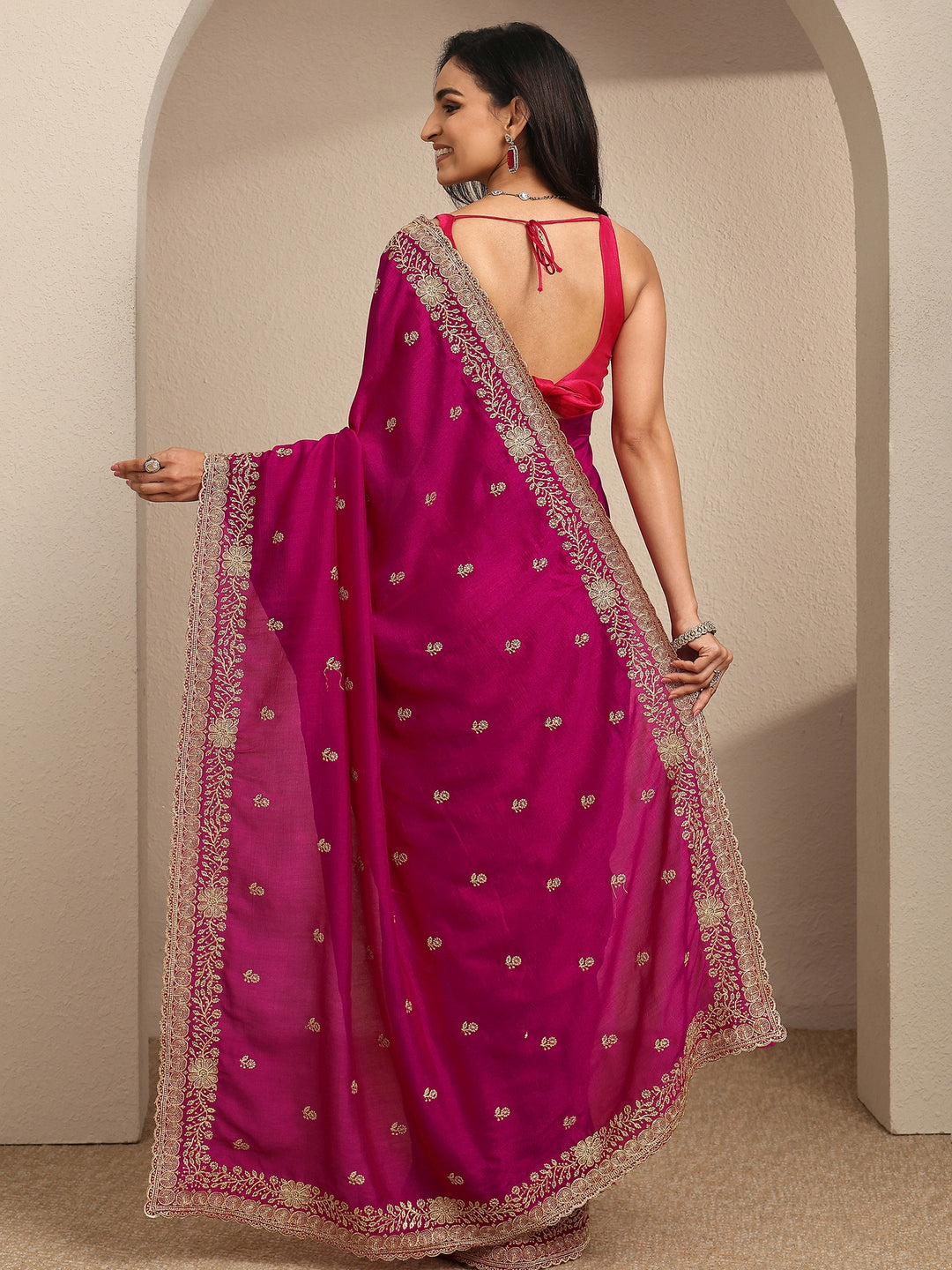  Pink Embroidered Silk Blend Saree With Unstitched Blouse Piece 