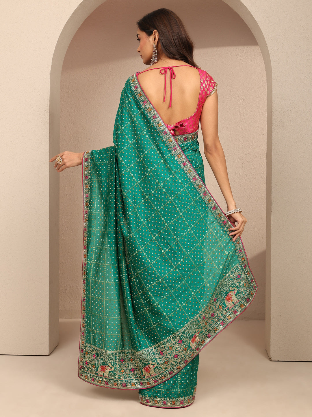  Green Bandhani Printed Silk Blend Saree With Unstitched Blouse Piece 