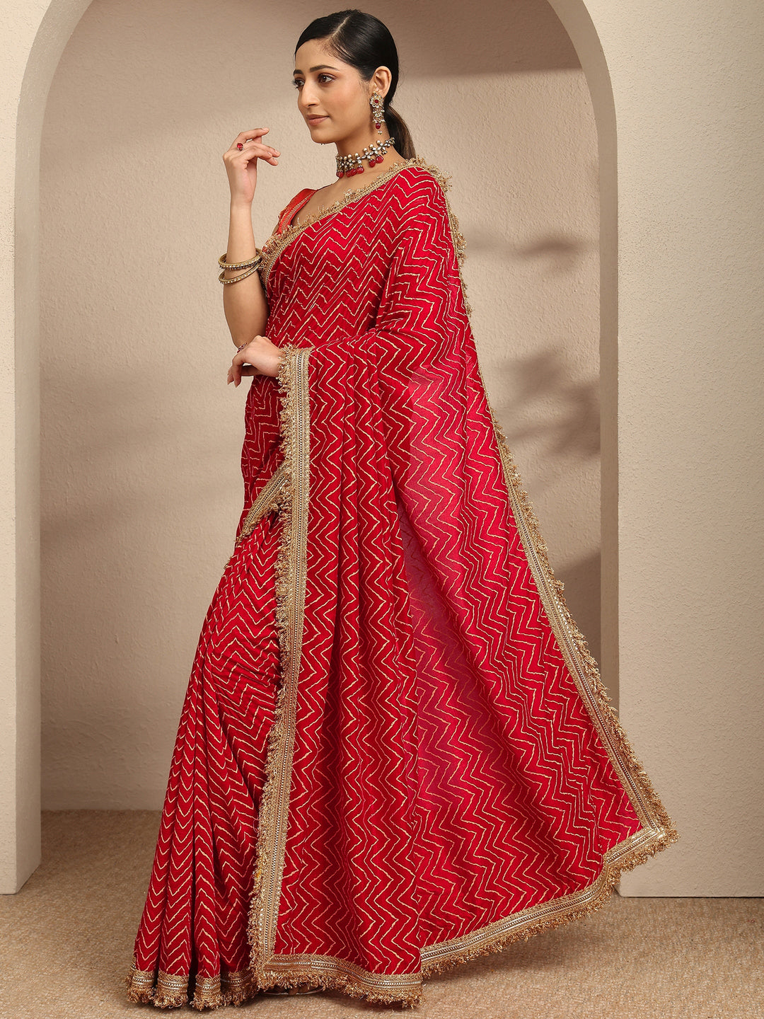  Red Chevron Printed Silk Blend Saree With Unstitched Blouse Piece 