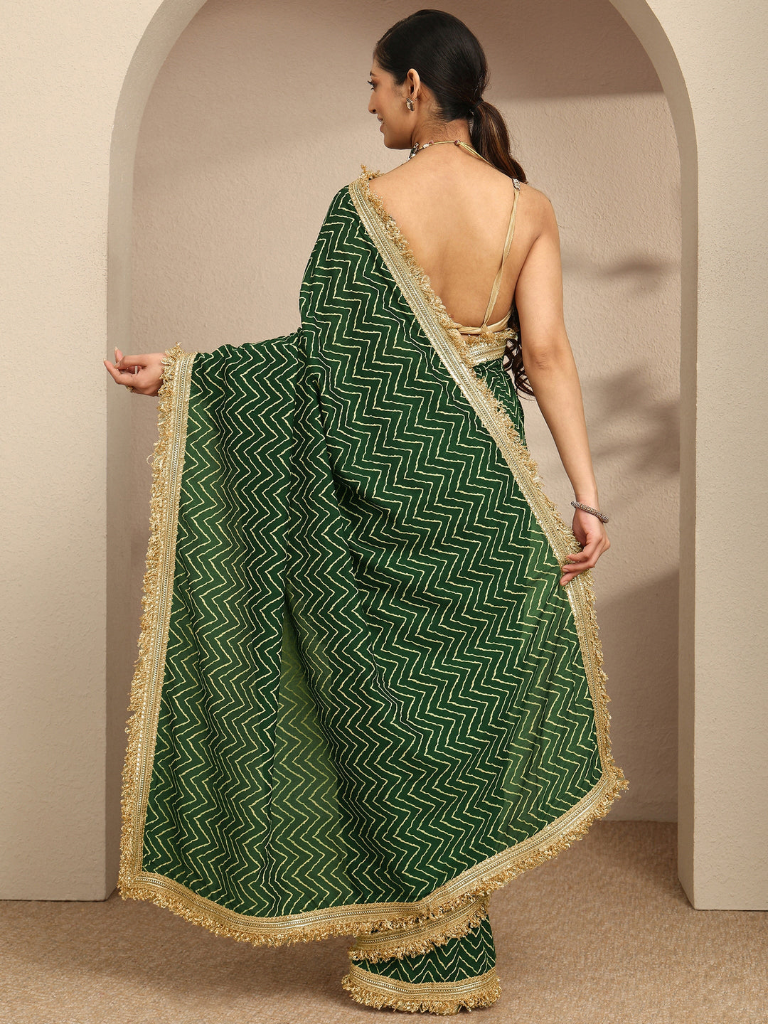  Green Chevron Printed Silk Blend Saree With Unstitched Blouse Piece 