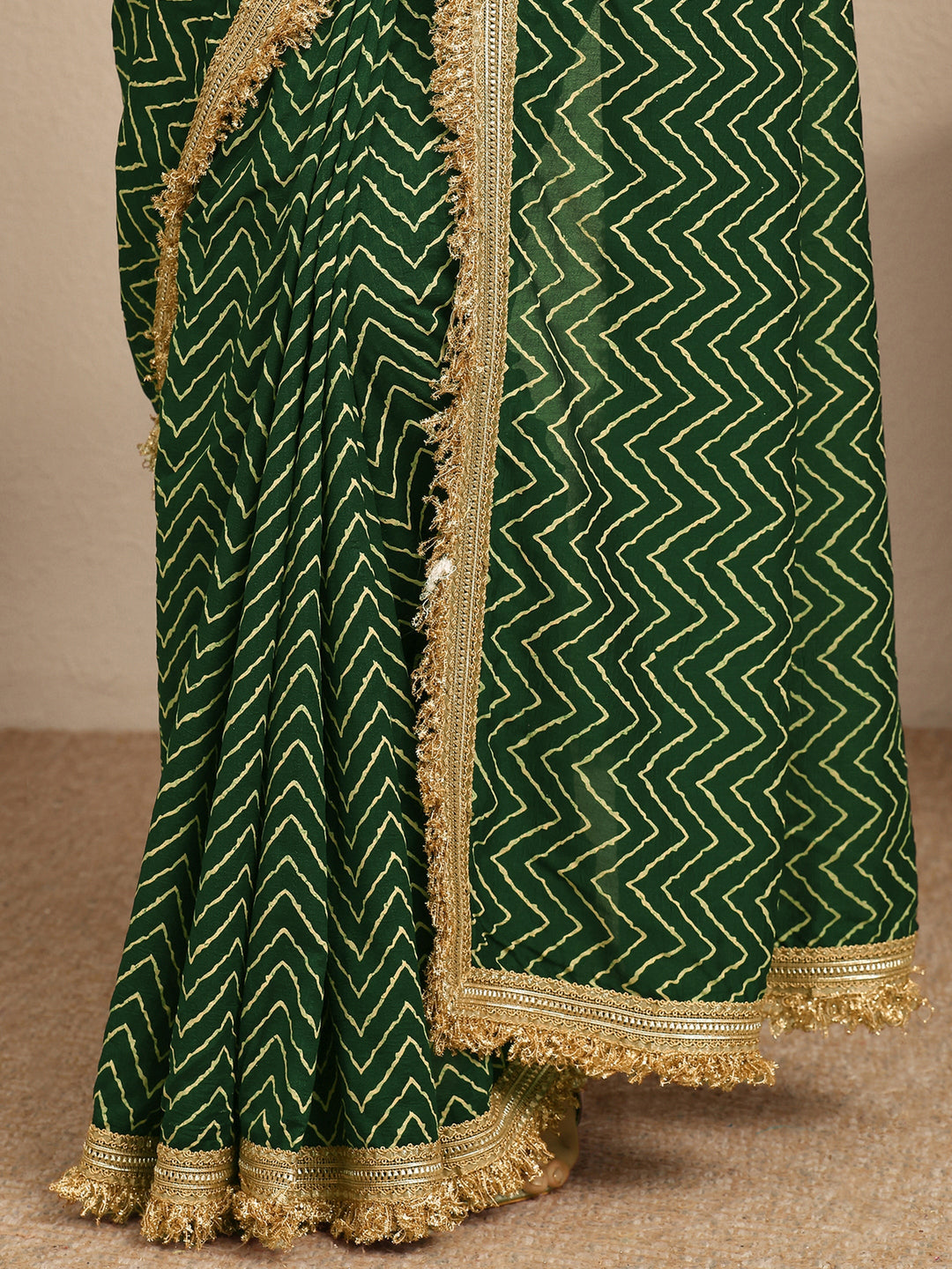  Green Chevron Printed Silk Blend Saree With Unstitched Blouse Piece 
