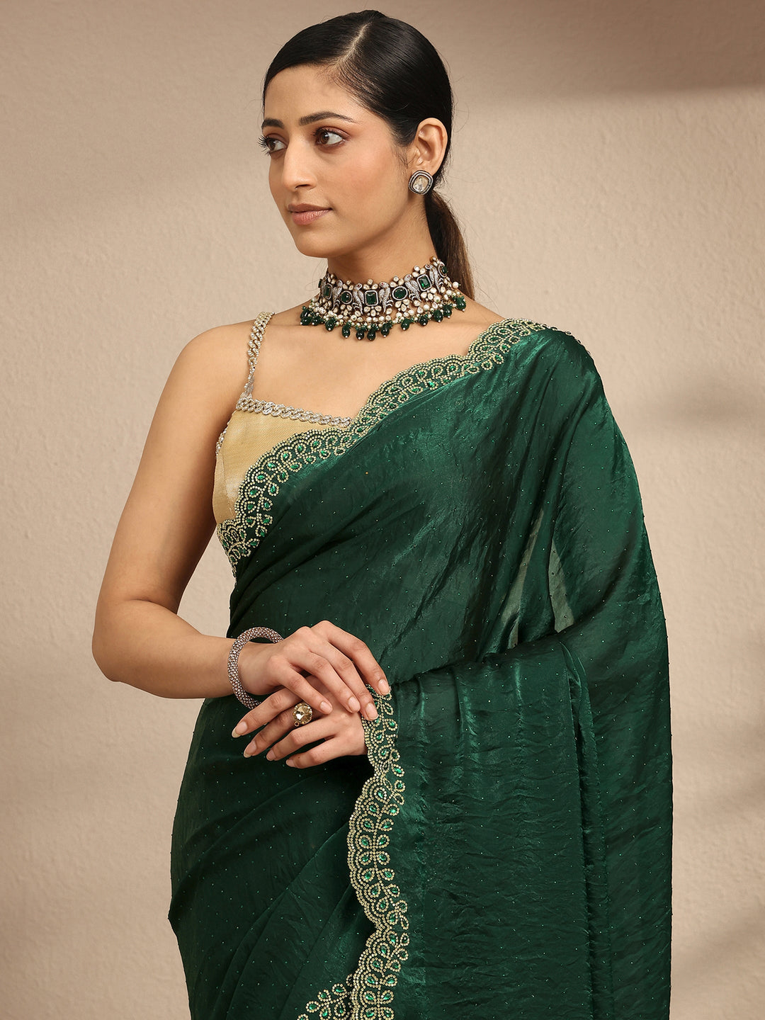  Green Embellished Silk Blend Saree With Unstitched Blouse Piece 