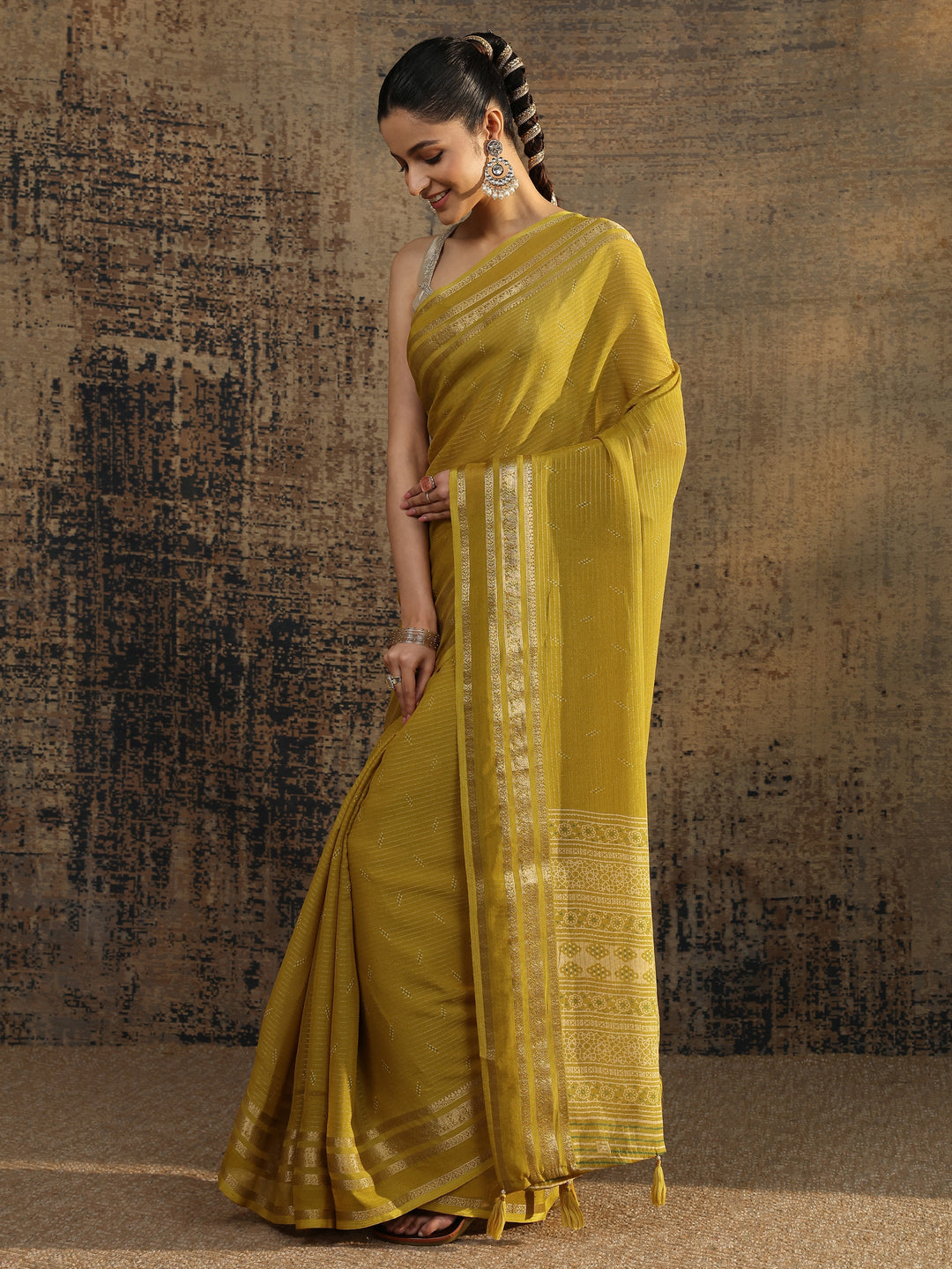  Mustard Embellished Silk Blend Saree With Unstitched Blouse Piece 