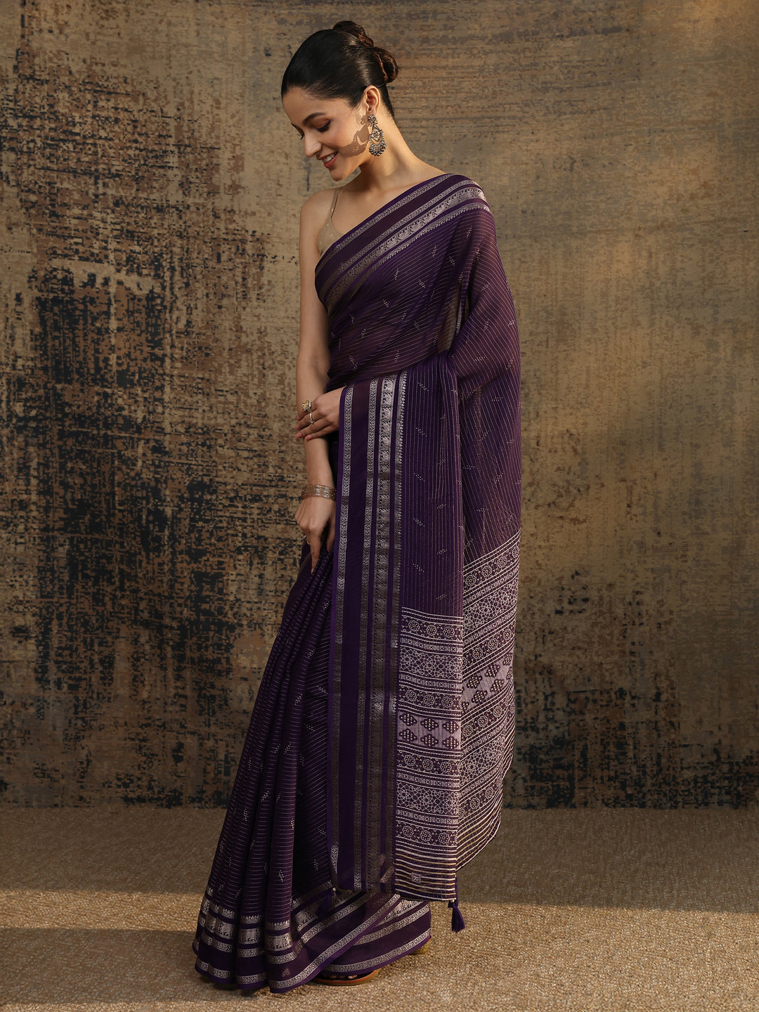  Purple Embellished Silk Blend Saree With Unstitched Blouse Piece 