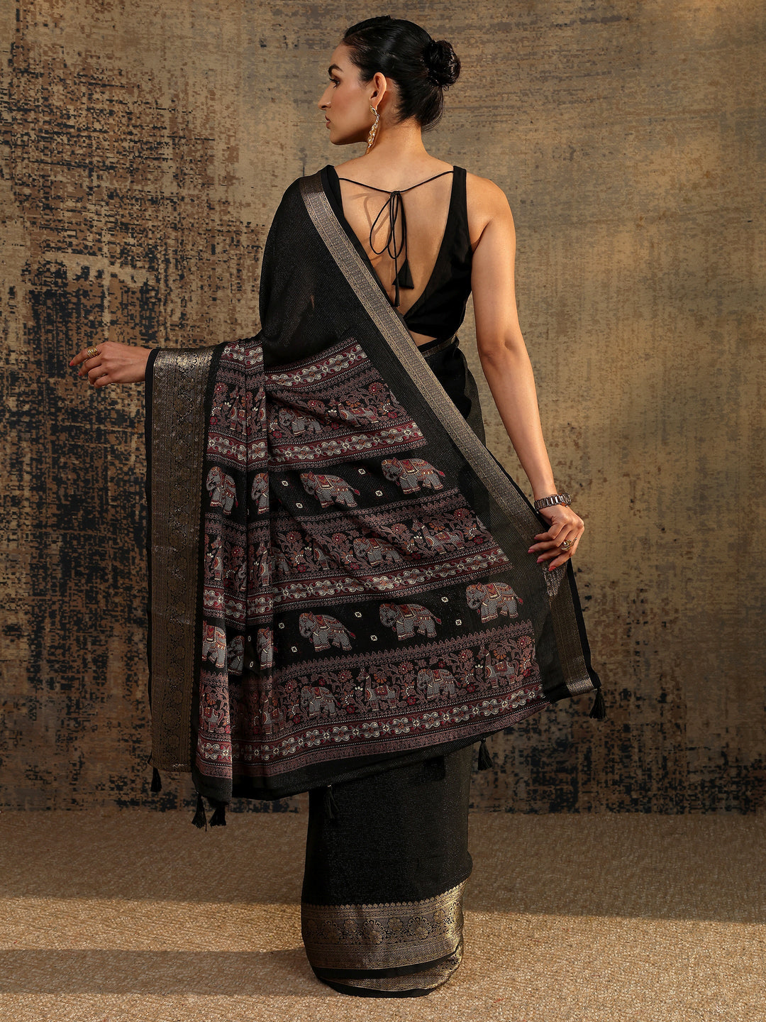  Black Solid Silk Blend Saree With Unstitched Blouse Piece 