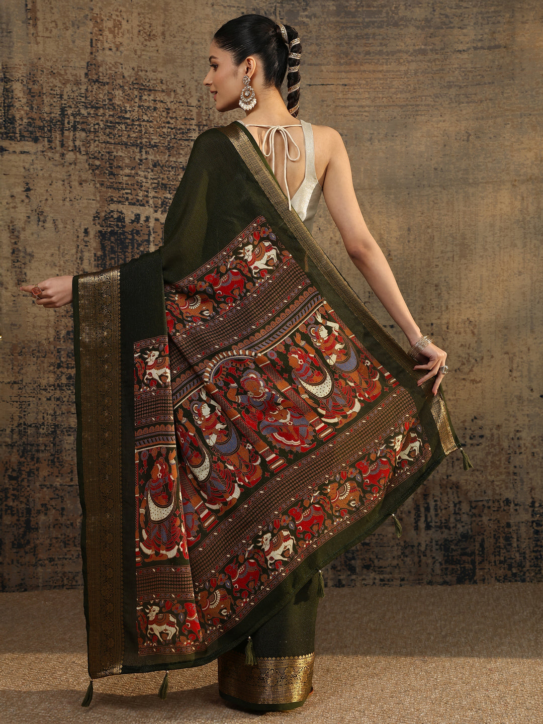  Green Solid Silk Blend Saree With Unstitched Blouse Piece 