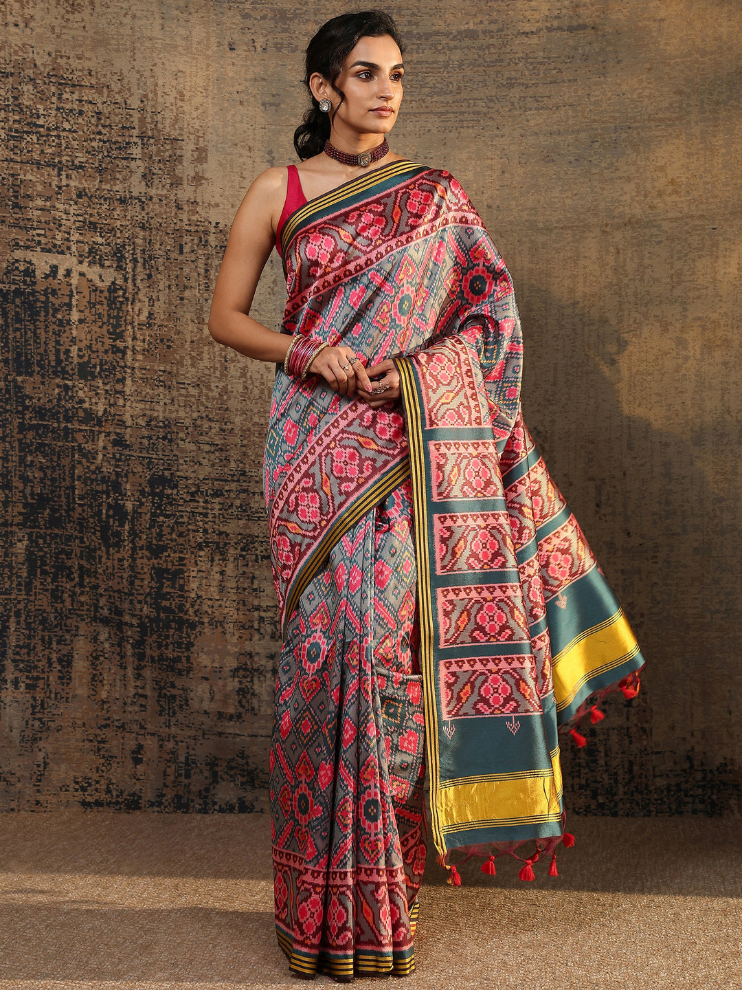 Pink Ikat Printed Silk Saree With Unstitched Blouse Piece 