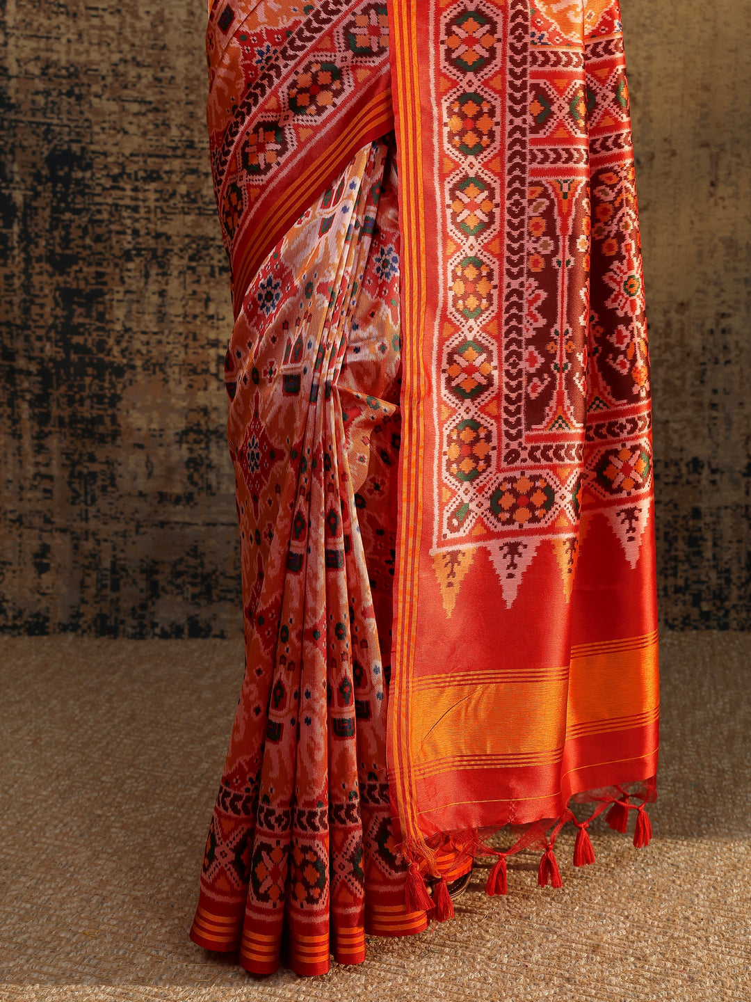  Multi Abstract Printed Silk Saree With Unstitched Blouse Piece 