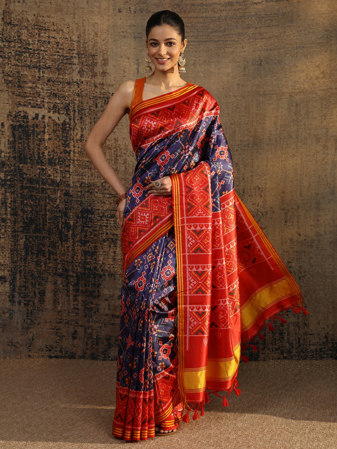  Blue Printed Silk Saree With Unstitched Blouse Piece 