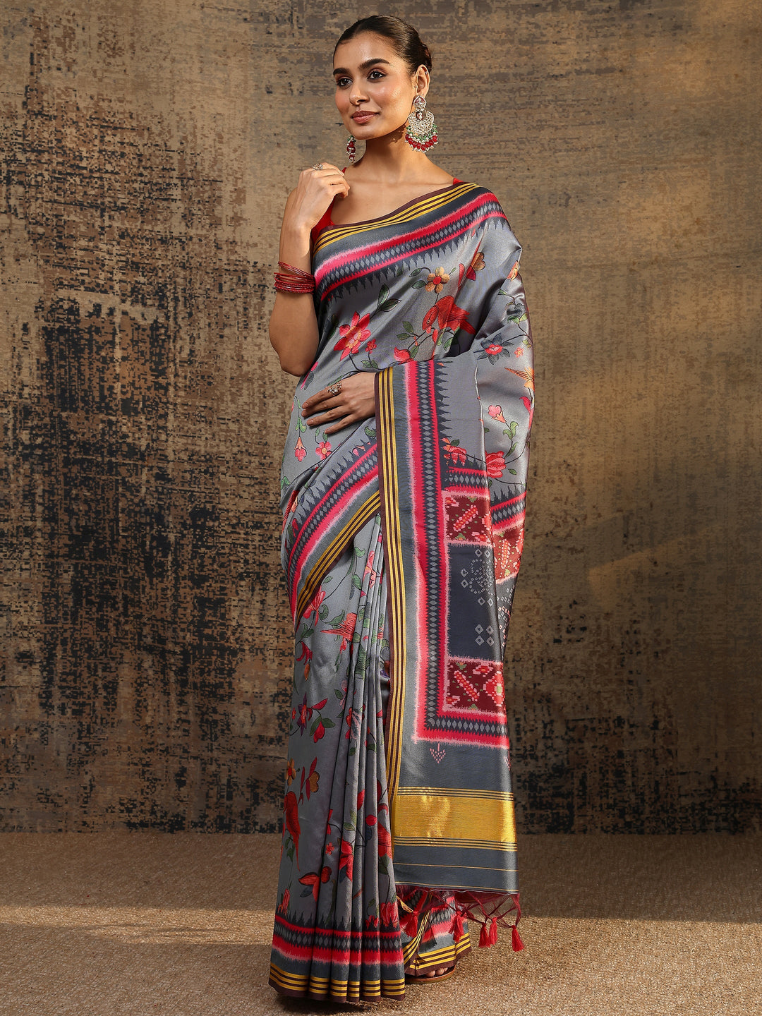  Grey Printed Silk Saree With Unstitched Blouse Piece 