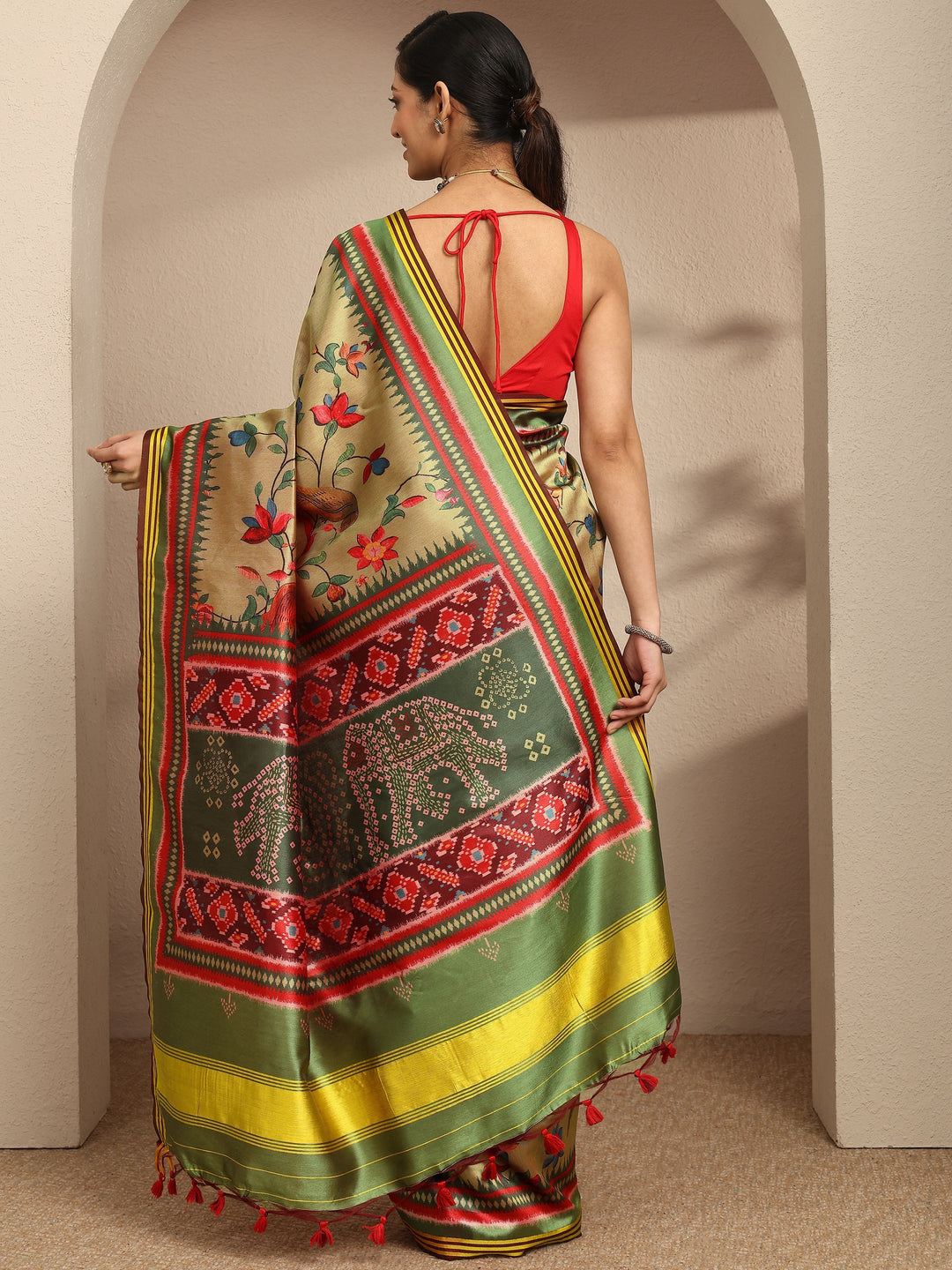  Green Printed Silk Saree With Unstitched Blouse Piece 