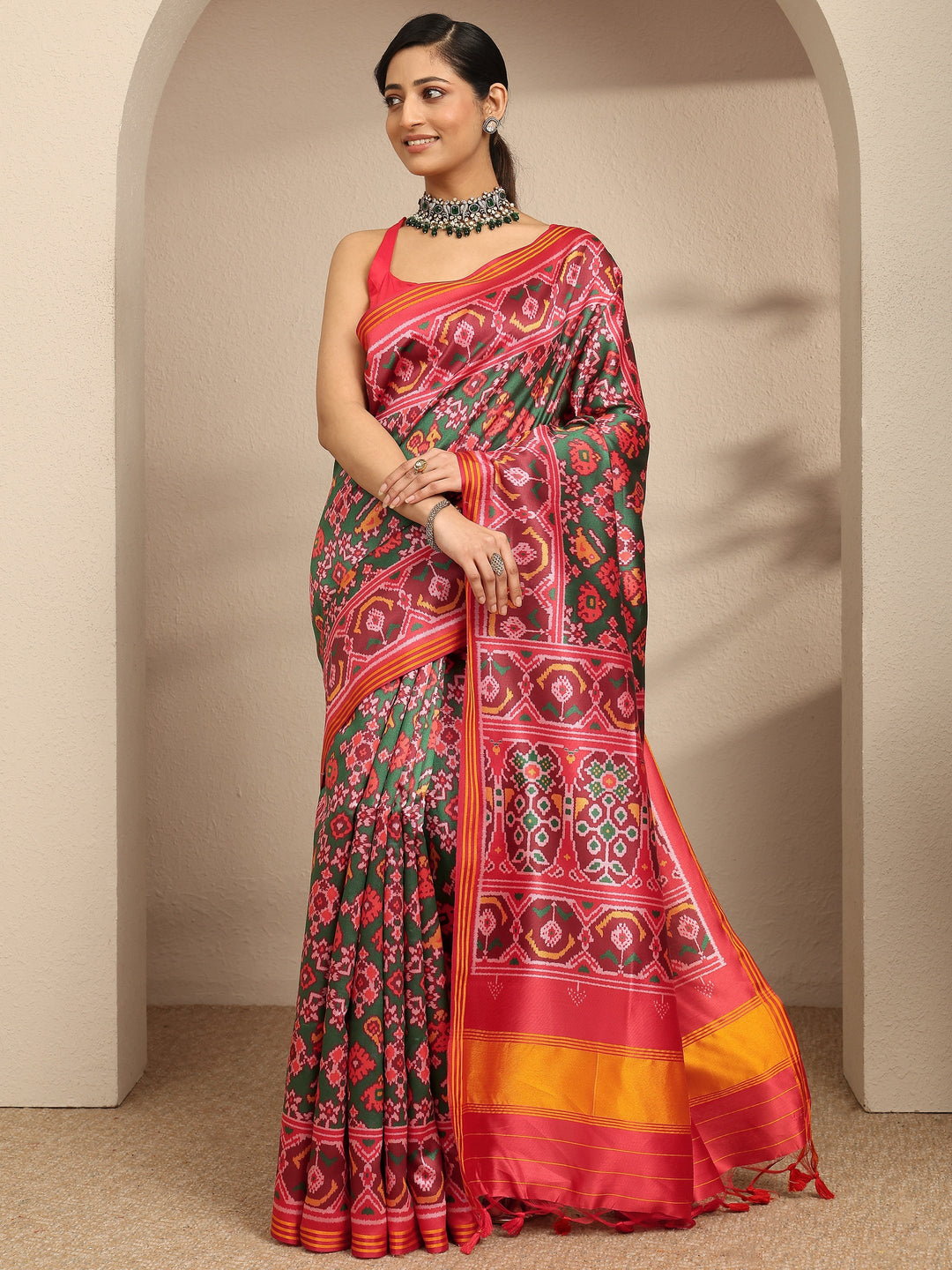 Green Printed Silk Saree With Unstitched Blouse Piece 