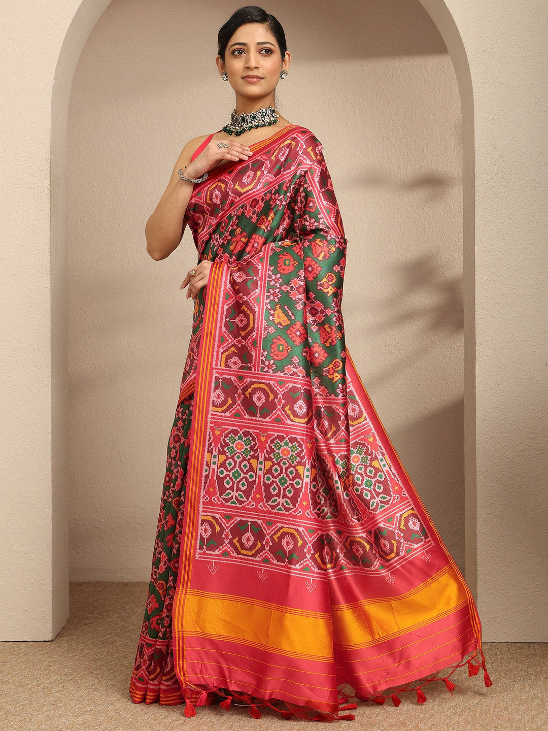  Green Printed Silk Saree With Unstitched Blouse Piece 