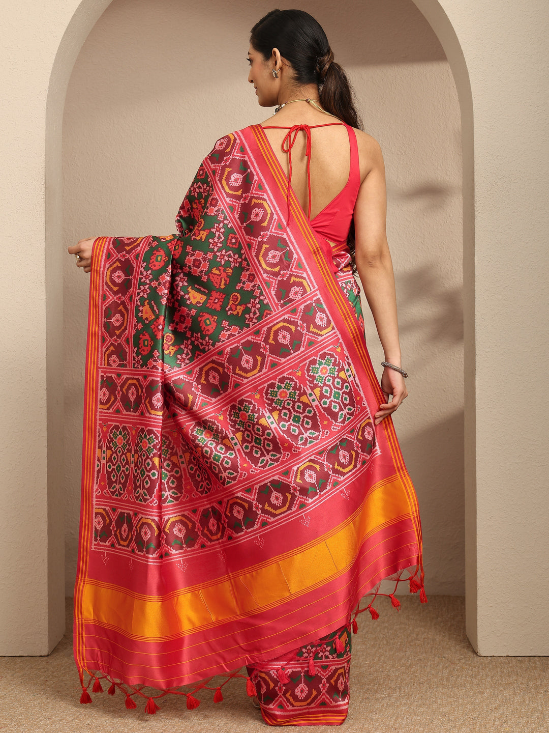  Green Printed Silk Saree With Unstitched Blouse Piece 