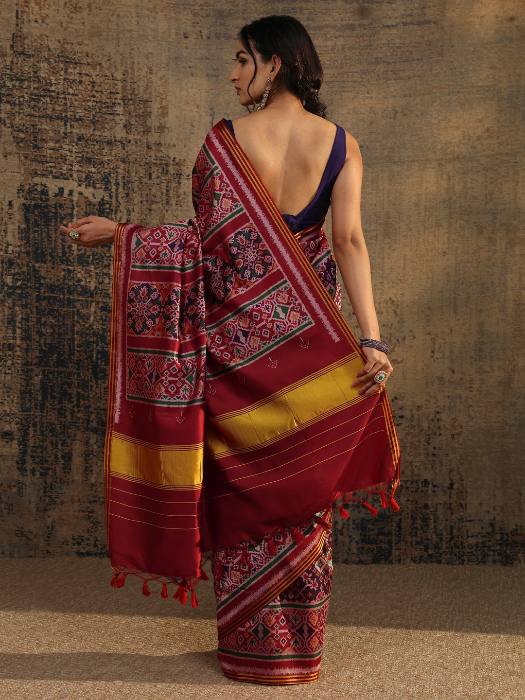  Purple Printed Silk Saree With Unstitched Blouse Piece 
