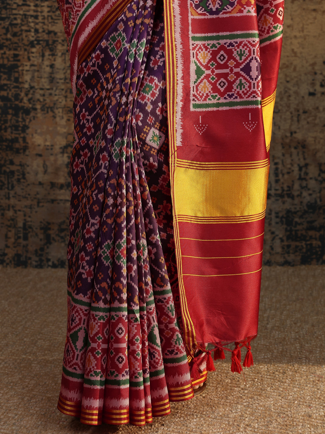  Purple Printed Silk Saree With Unstitched Blouse Piece 