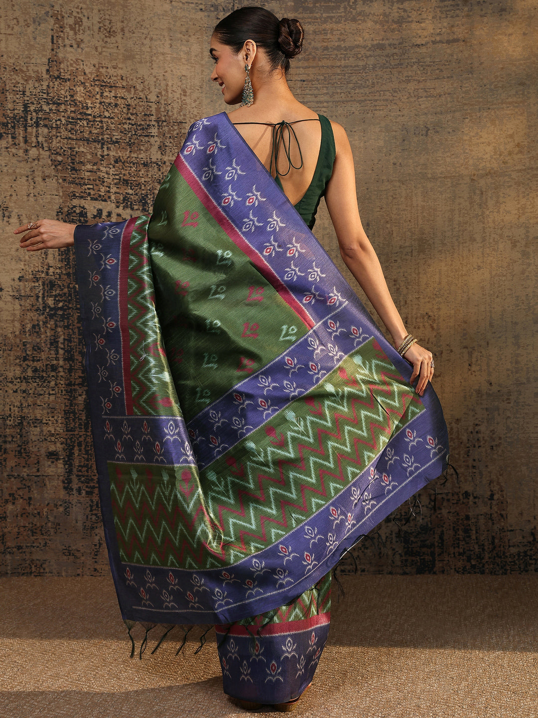  Green Ikat Printed Silk Saree With Unstitched Blouse Piece 