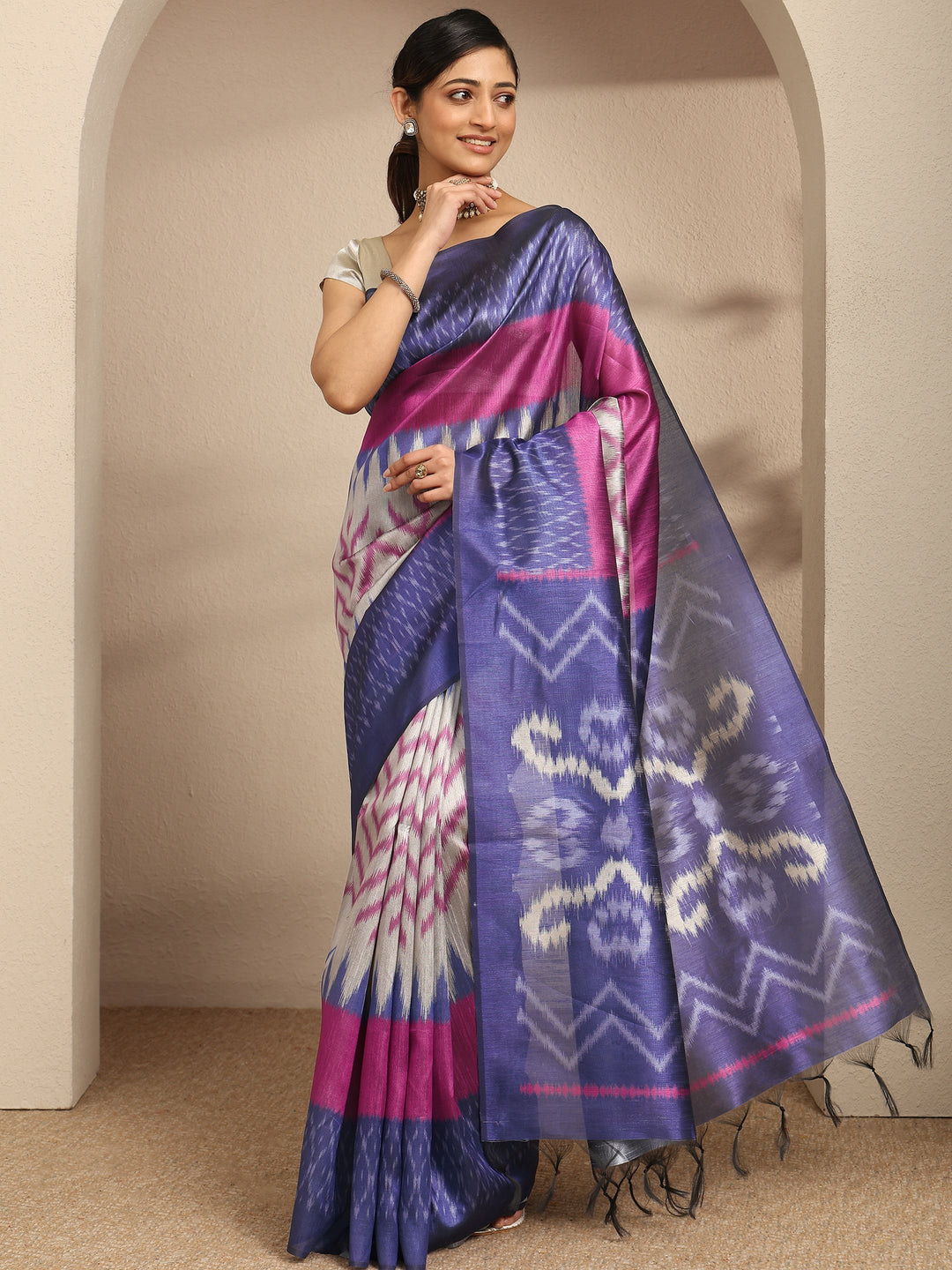  Blue Abstract Printed Silk Saree With Unstitched Blouse Piece 
