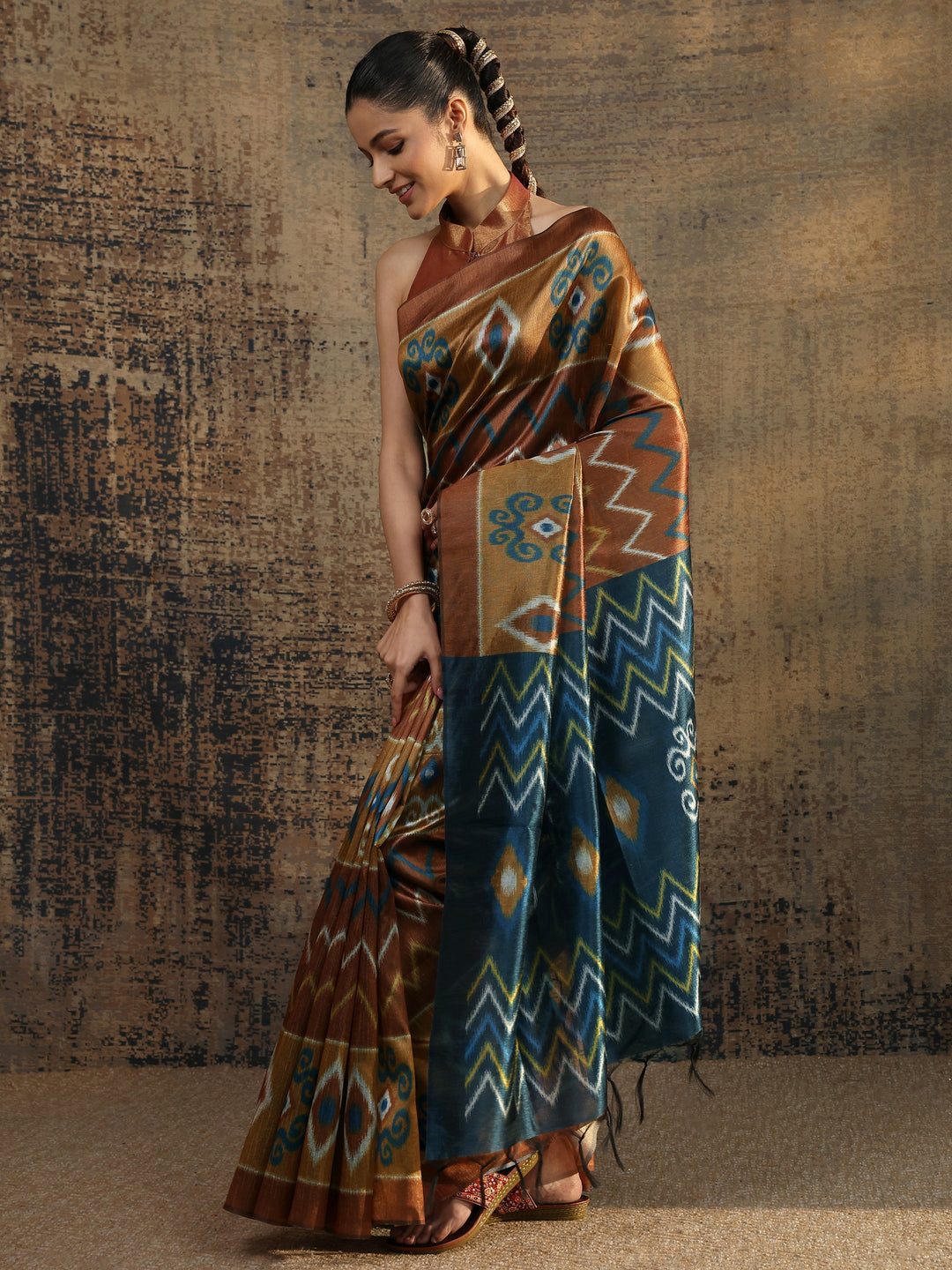  Mustard Chevron Printed Silk Saree With Unstitched Blouse Piece 